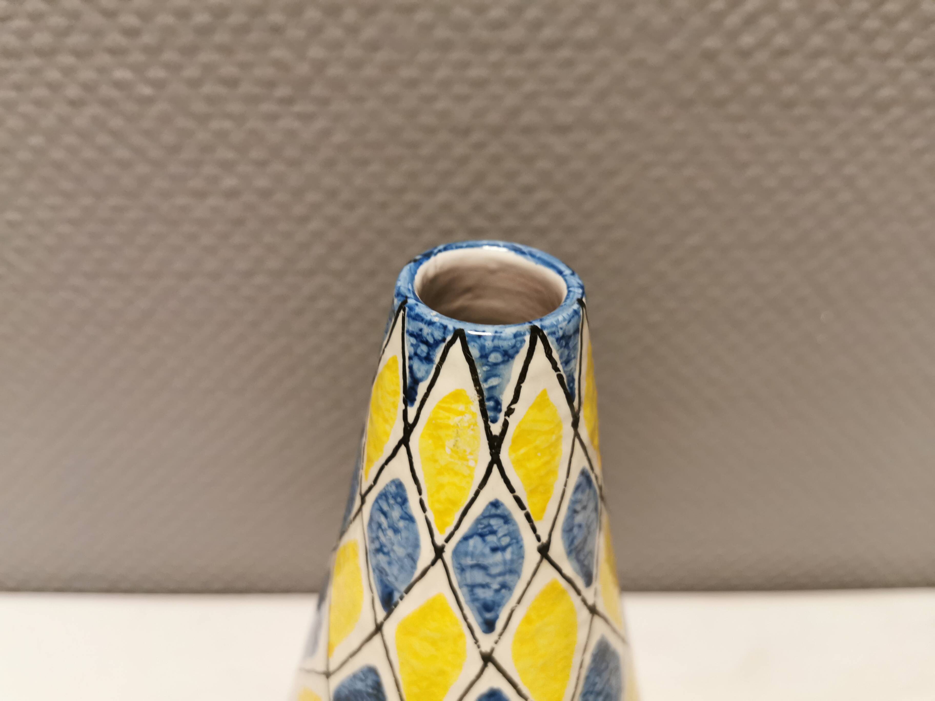 Italian vase with Harlequin pattern in beautiful yellow/blue