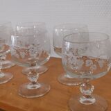 Set of 9 red wine glasses on feet, grape decoration and Luminarc vine shoot