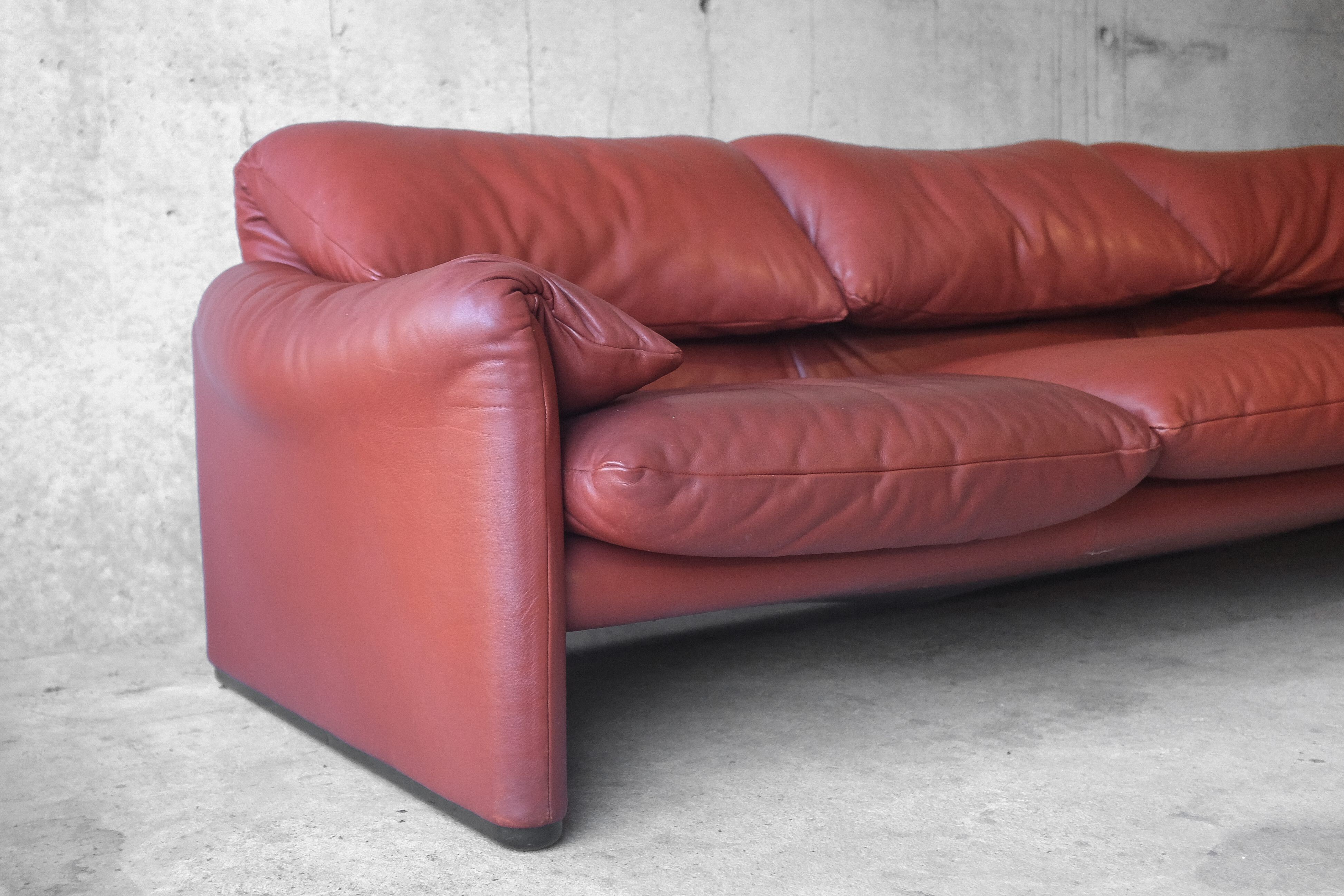 3 seater Maralunga Terracotta sofa, Vico Magistretti for Cassina
