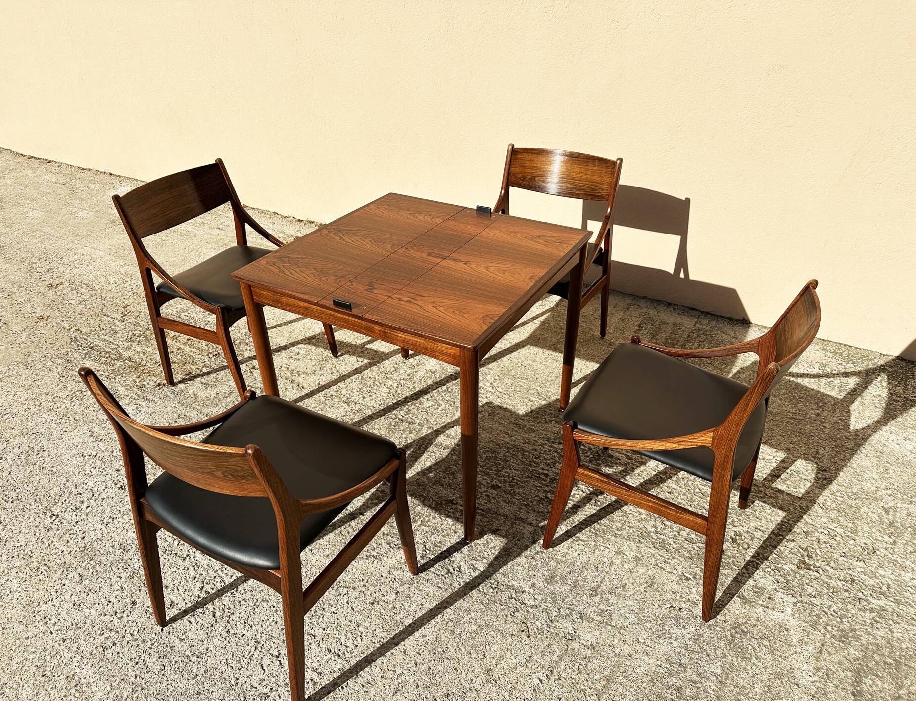 Danish extendable dining table and games table in Rio rosewood, 1960.
