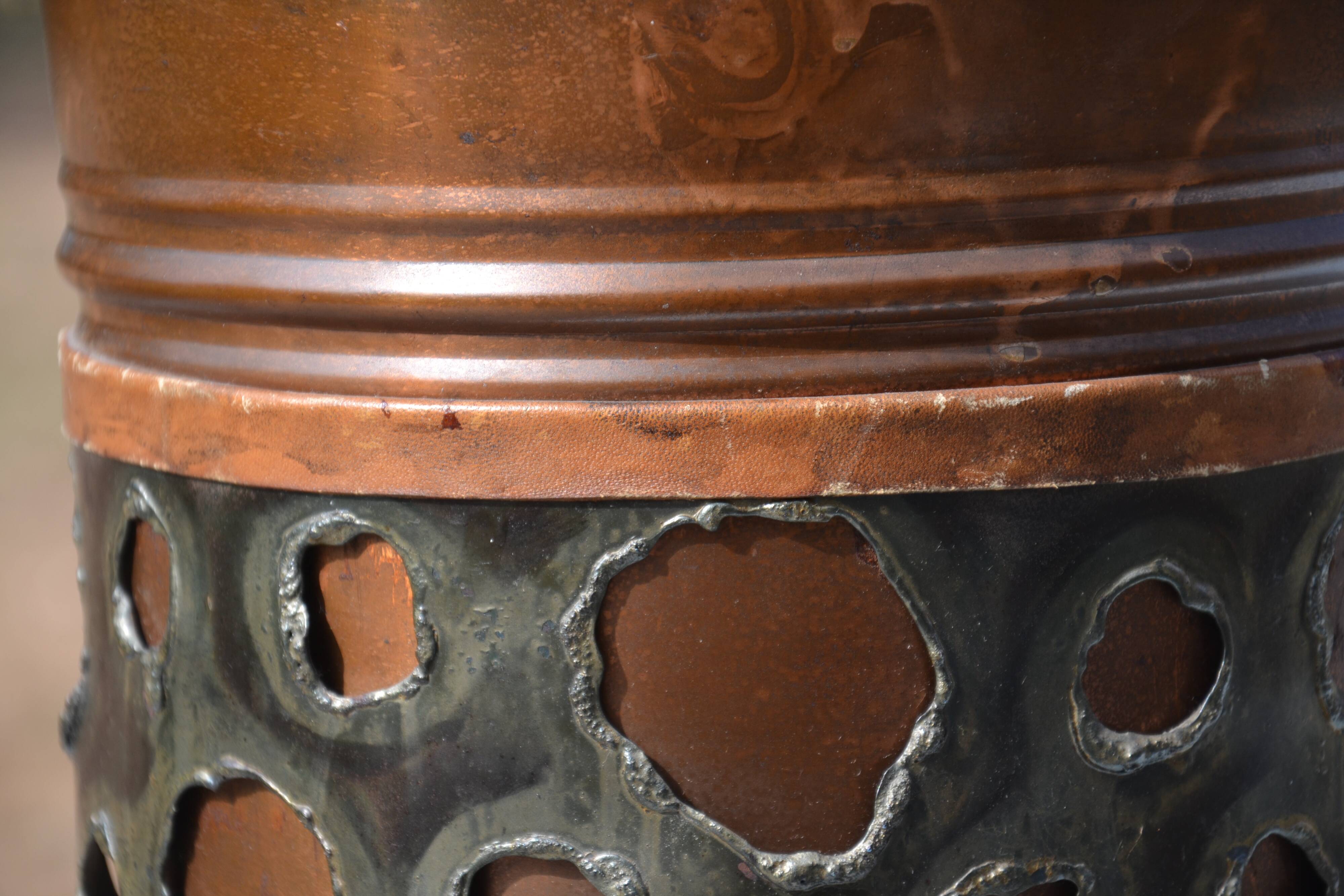Vintage umbrella stand Sara Italy "copper blade"