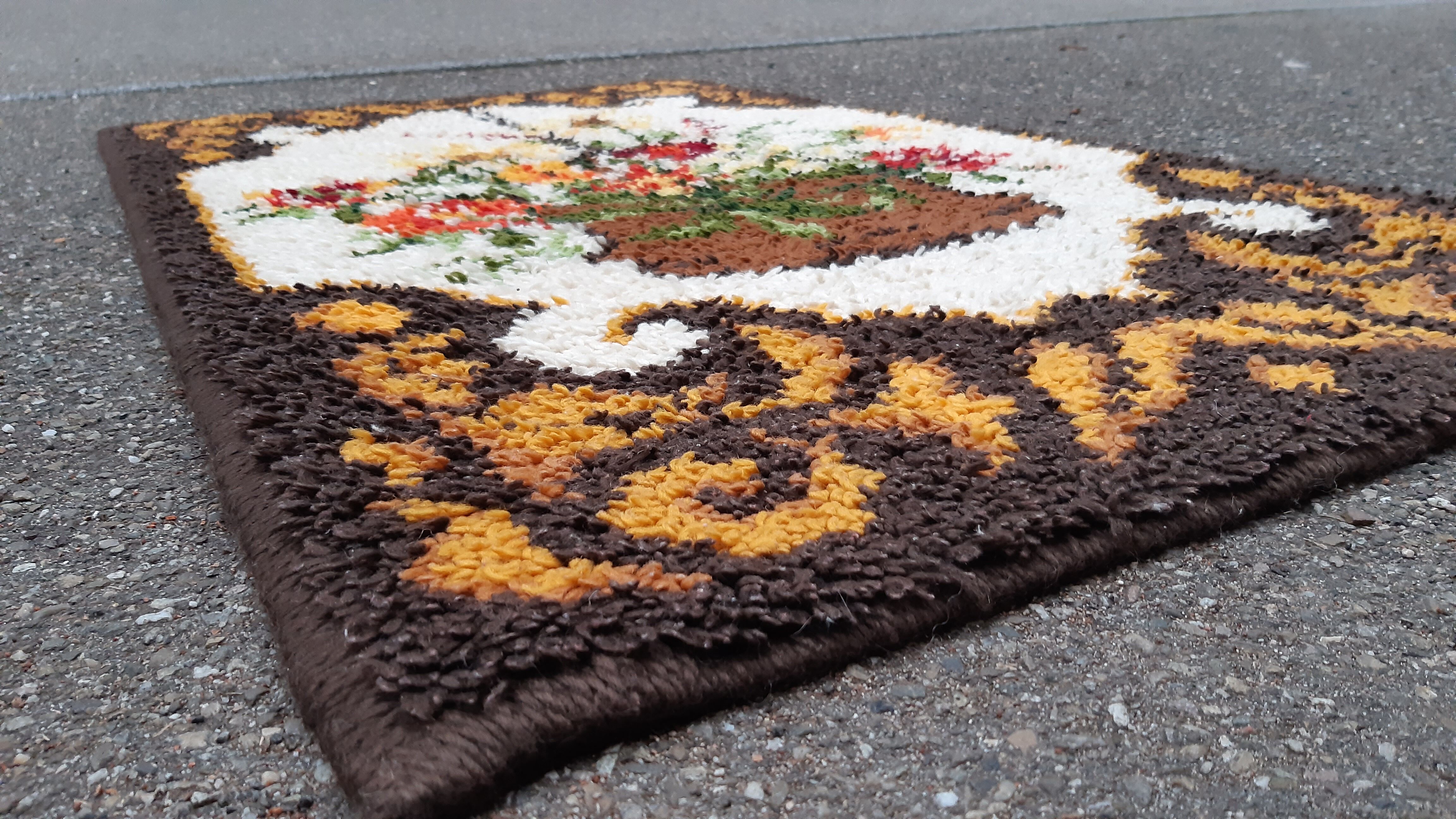 Vintage wool curly carpet floral pattern 120x69cm