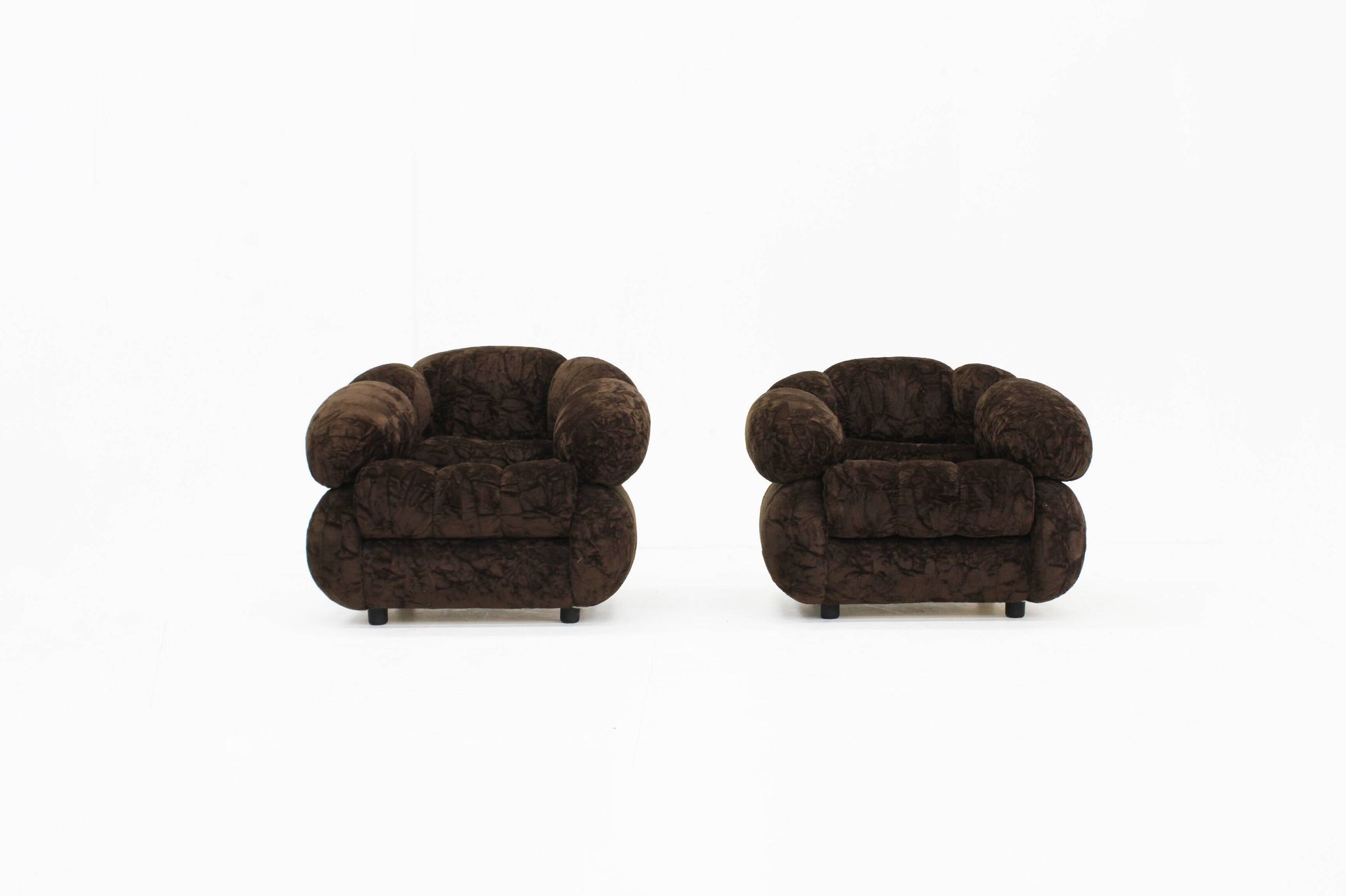 Vintage Italian armchairs brown velvet  1970s , set of 2