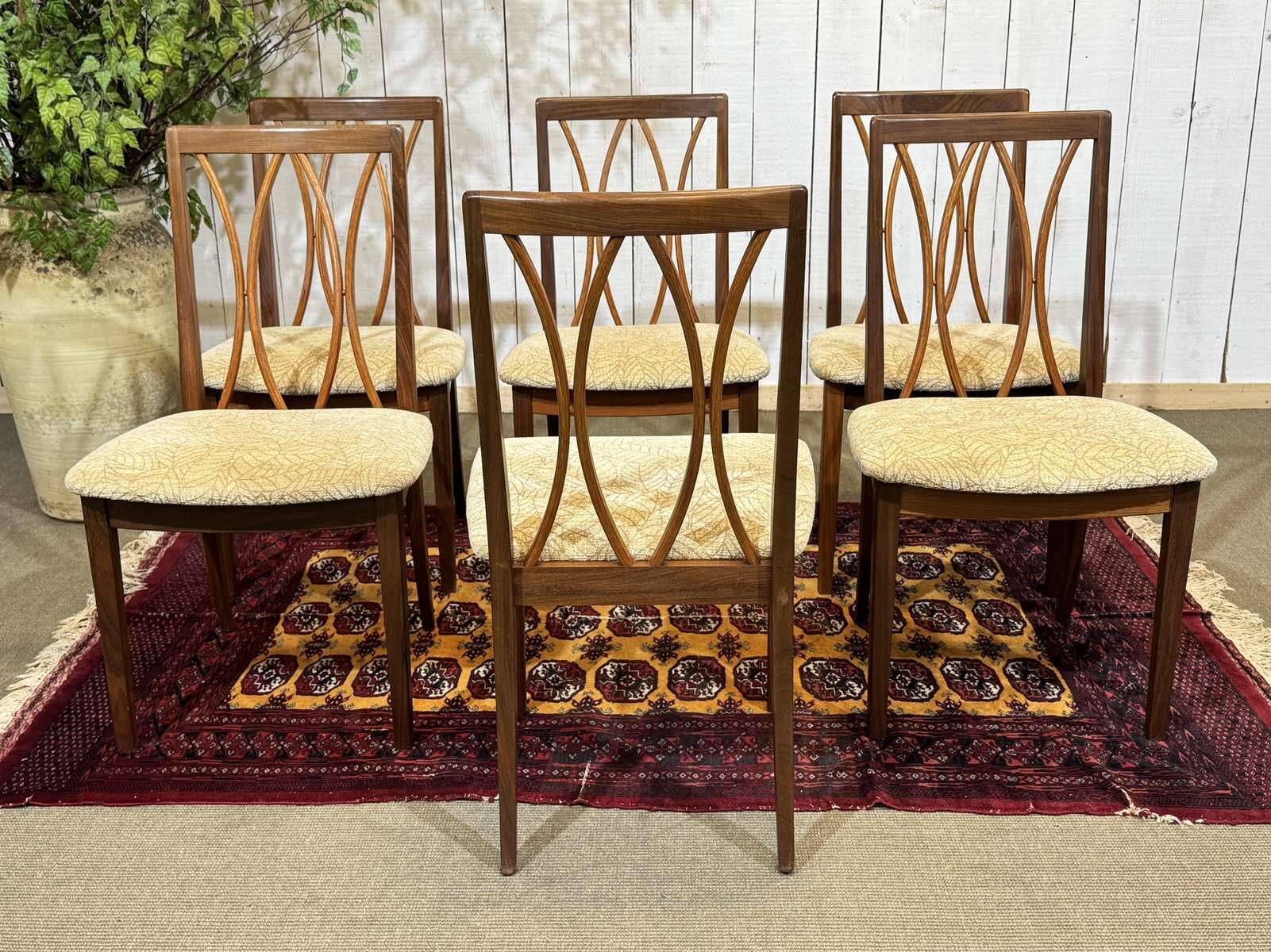 Set of 6 teak chairs from the English brand G-Plan from the 1970s.