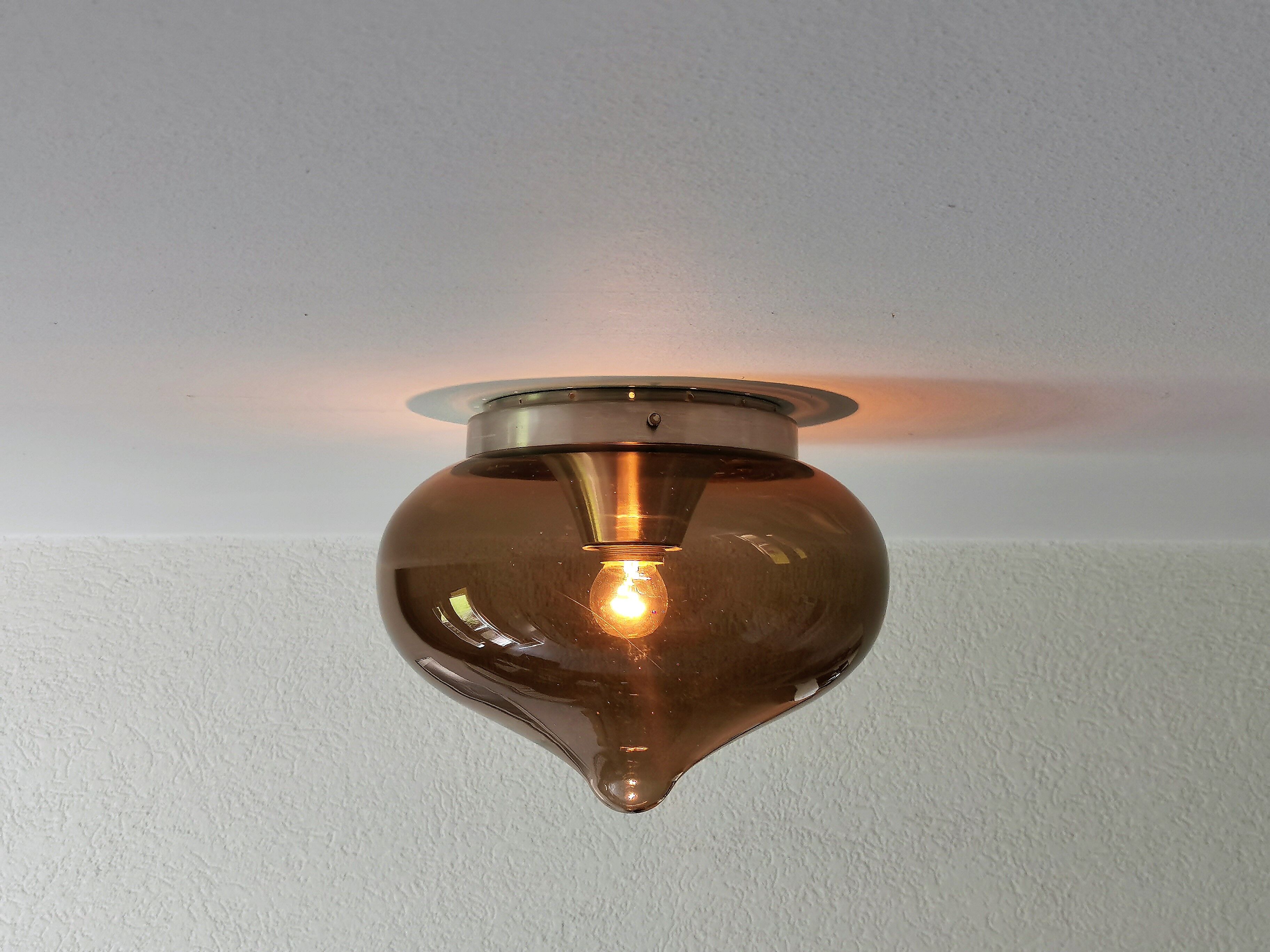 Plafonnier "Drop" en verre de Dijkstra (Pays-Bas)