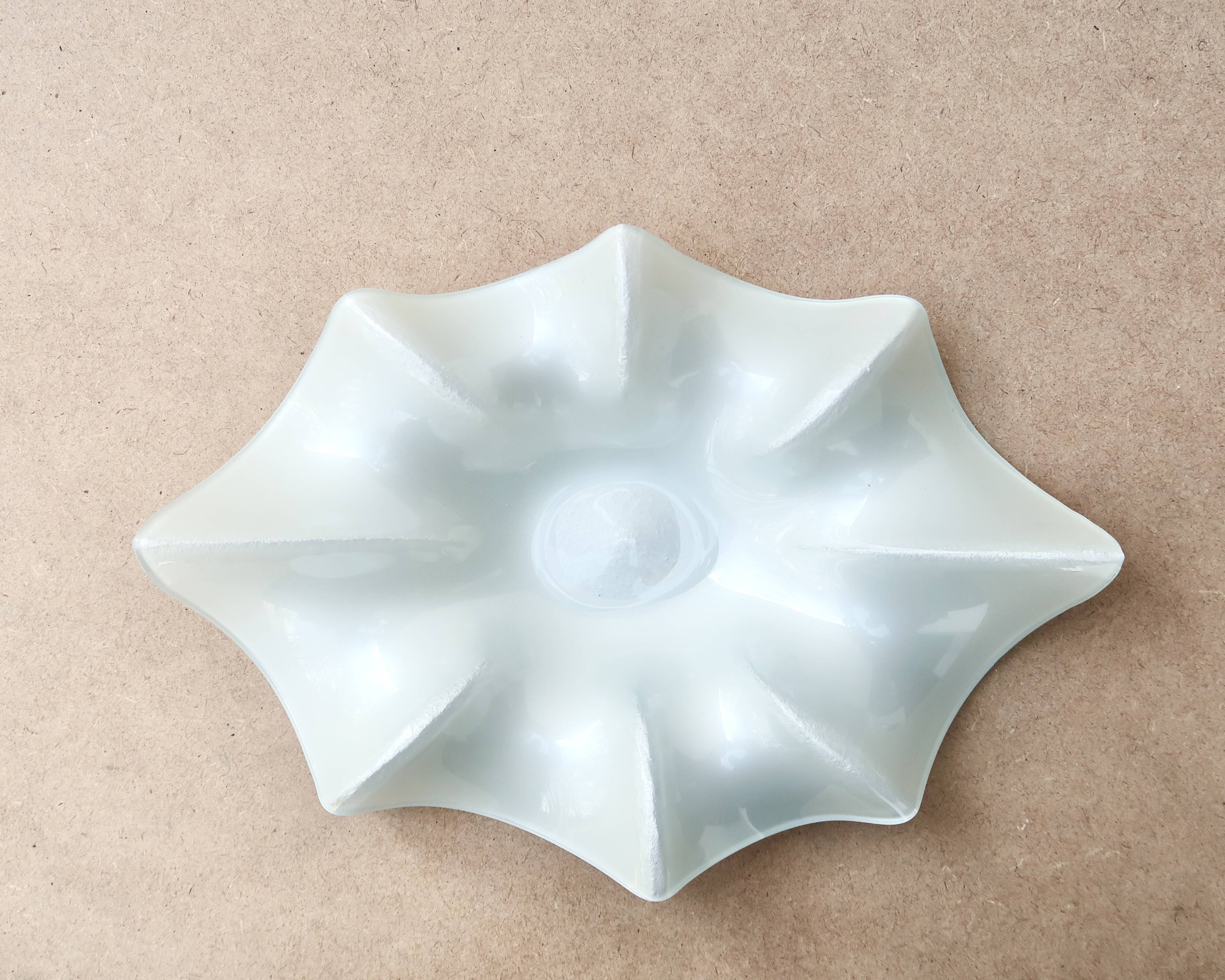 Empty pocket cup in pearly glass signed Pierre Cardin, 1970s