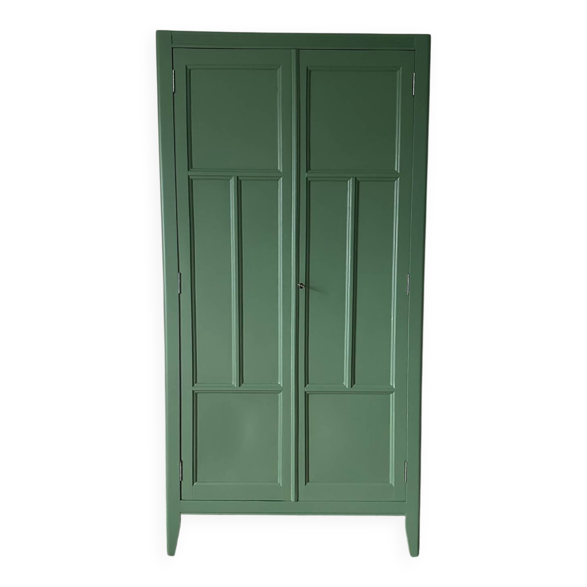 Armoire parisienne verte
