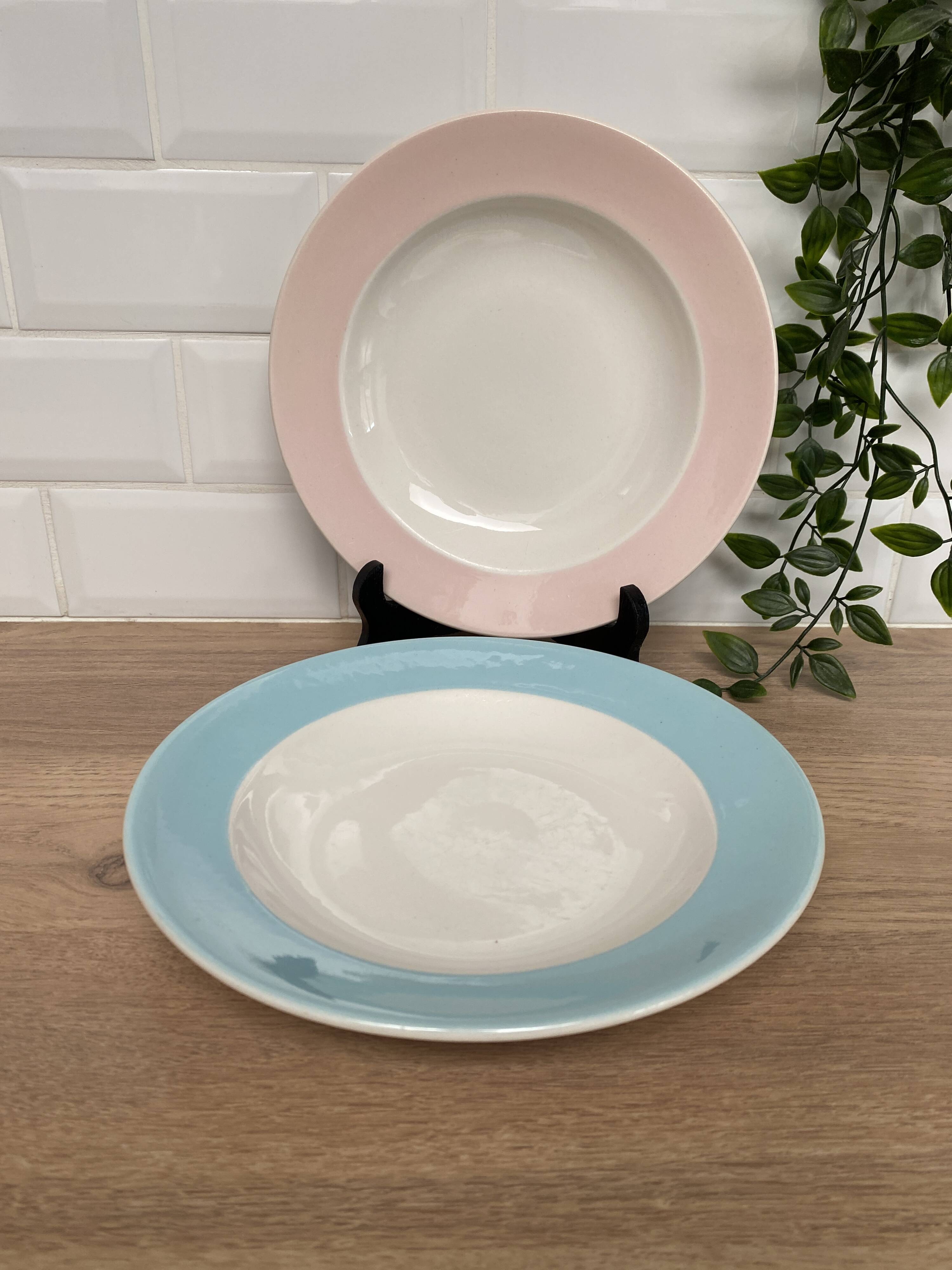 Set de 2 assiettes creuses Boch frères la louvière