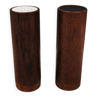 Very beautiful Salt and Pepper set from Danish Digsmed 1970s in teak.