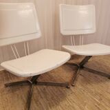 Paire de fauteuils bas