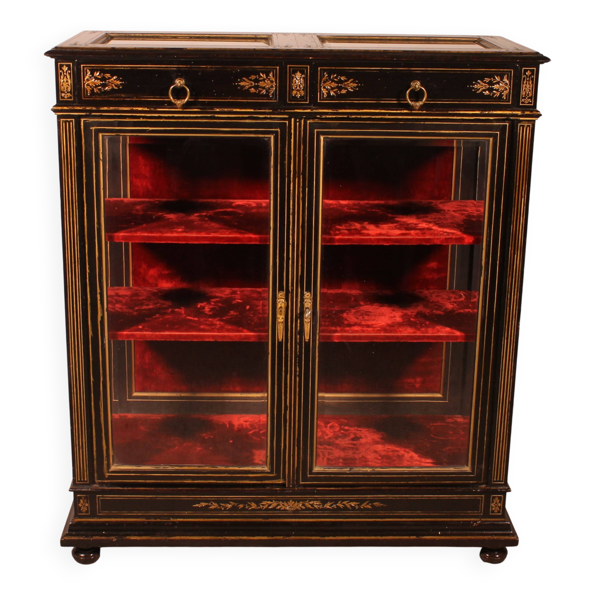 Napoleon III period collector's display cabinet