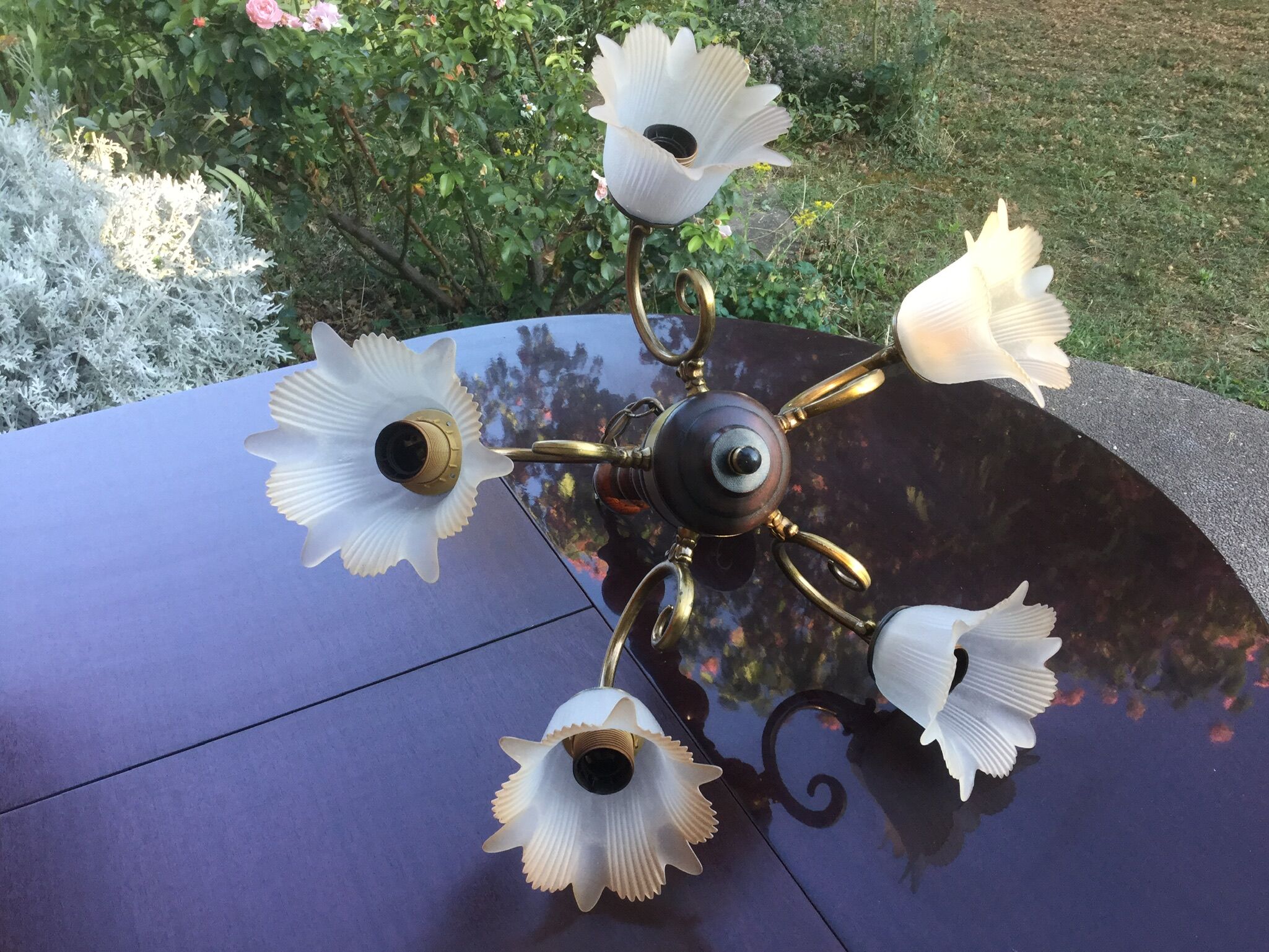 5-branched chandelier brass, wood and glass