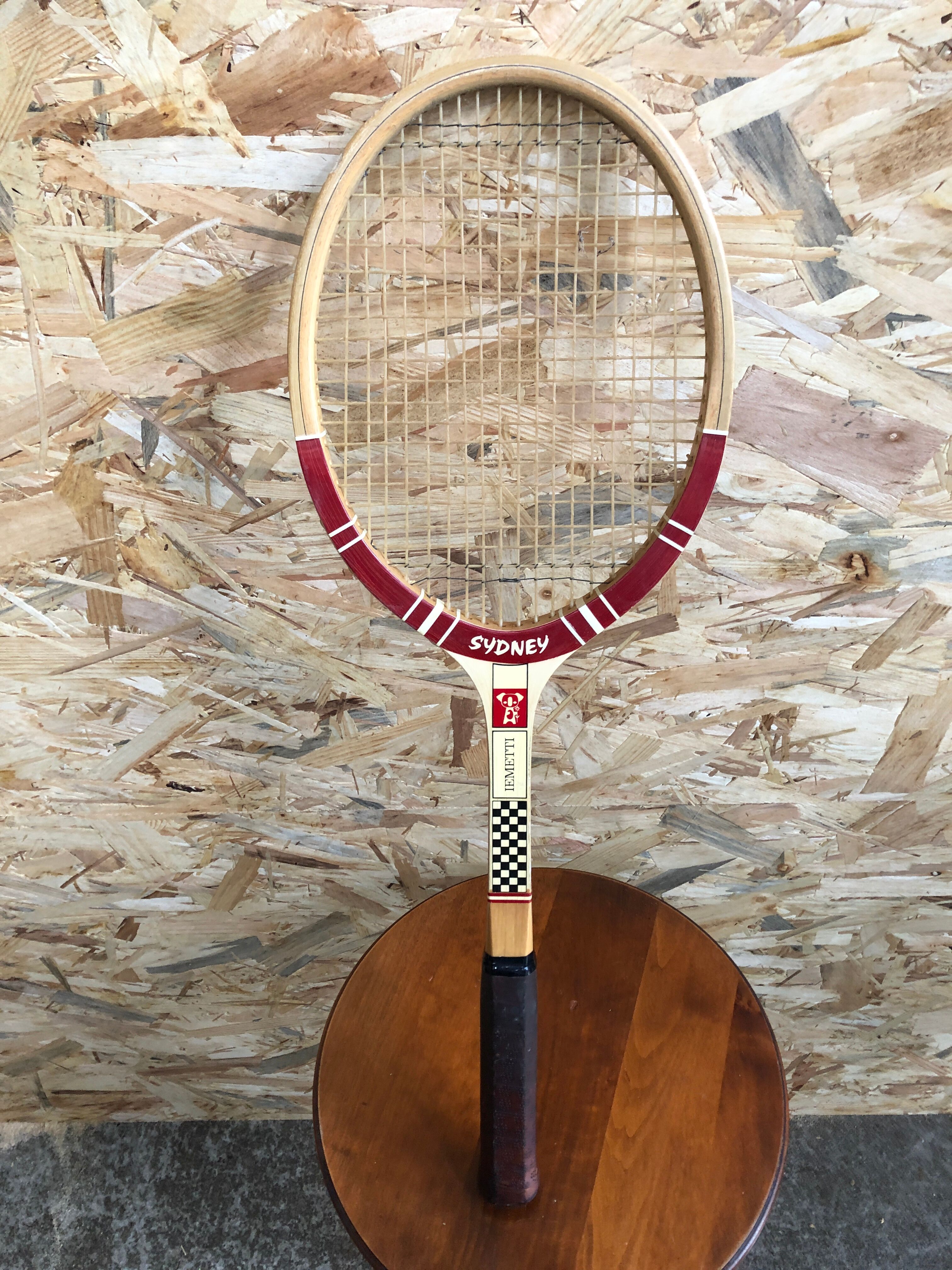 Old tennis racket sydney iemeh