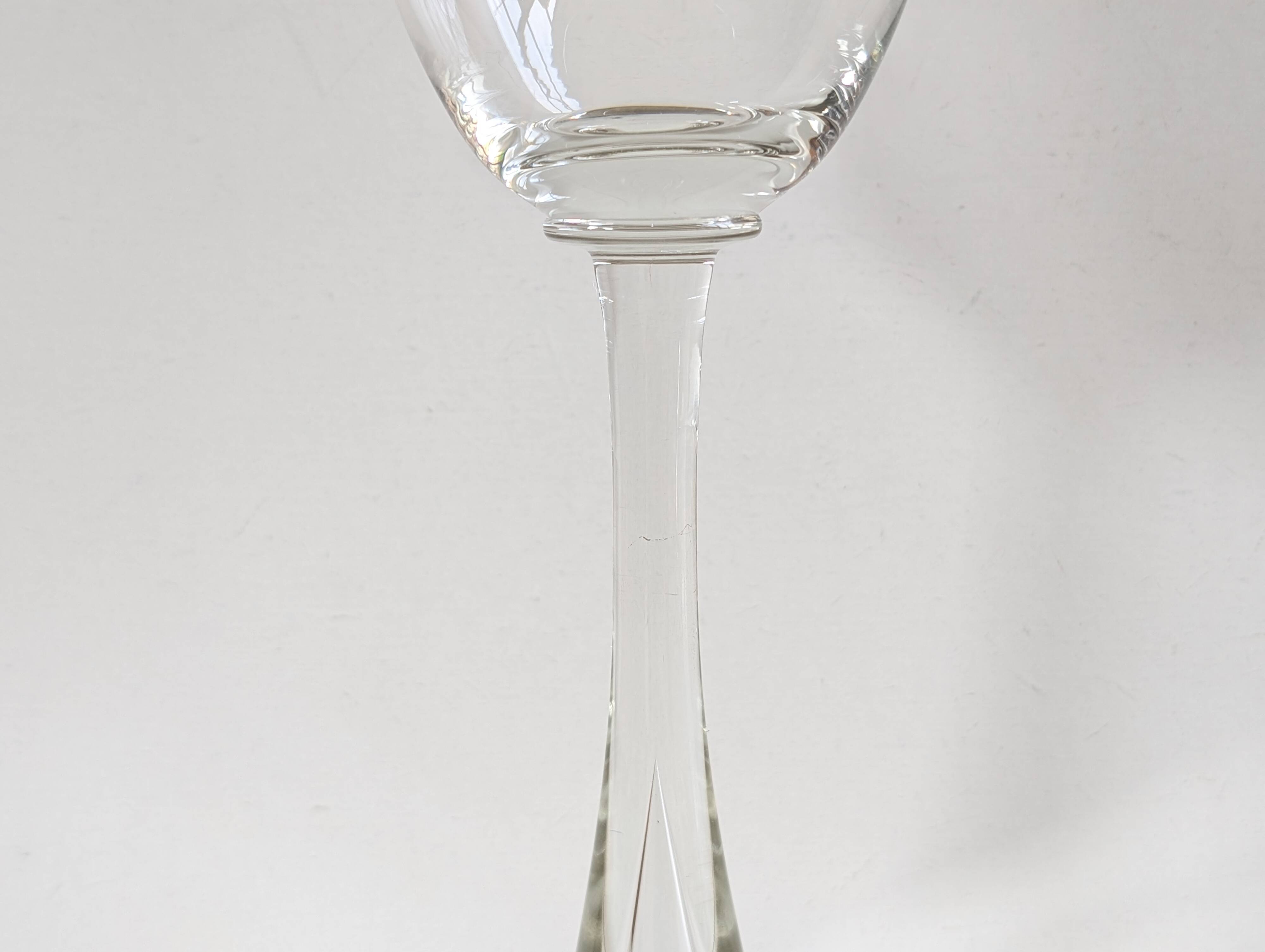 Set of 10 Flight wine glasses from the 60s
