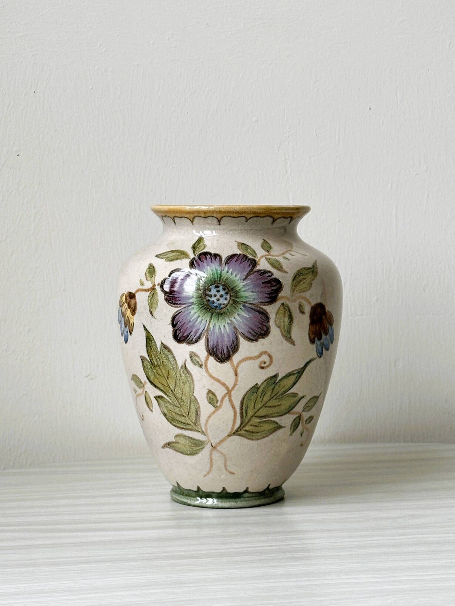 Gouda Art Holland 'POLO' hand painted floral vase number 3160