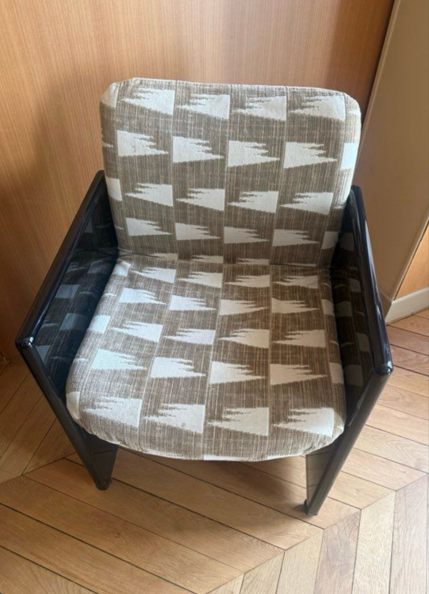 Paire de fauteuils Kazuhide Takahama