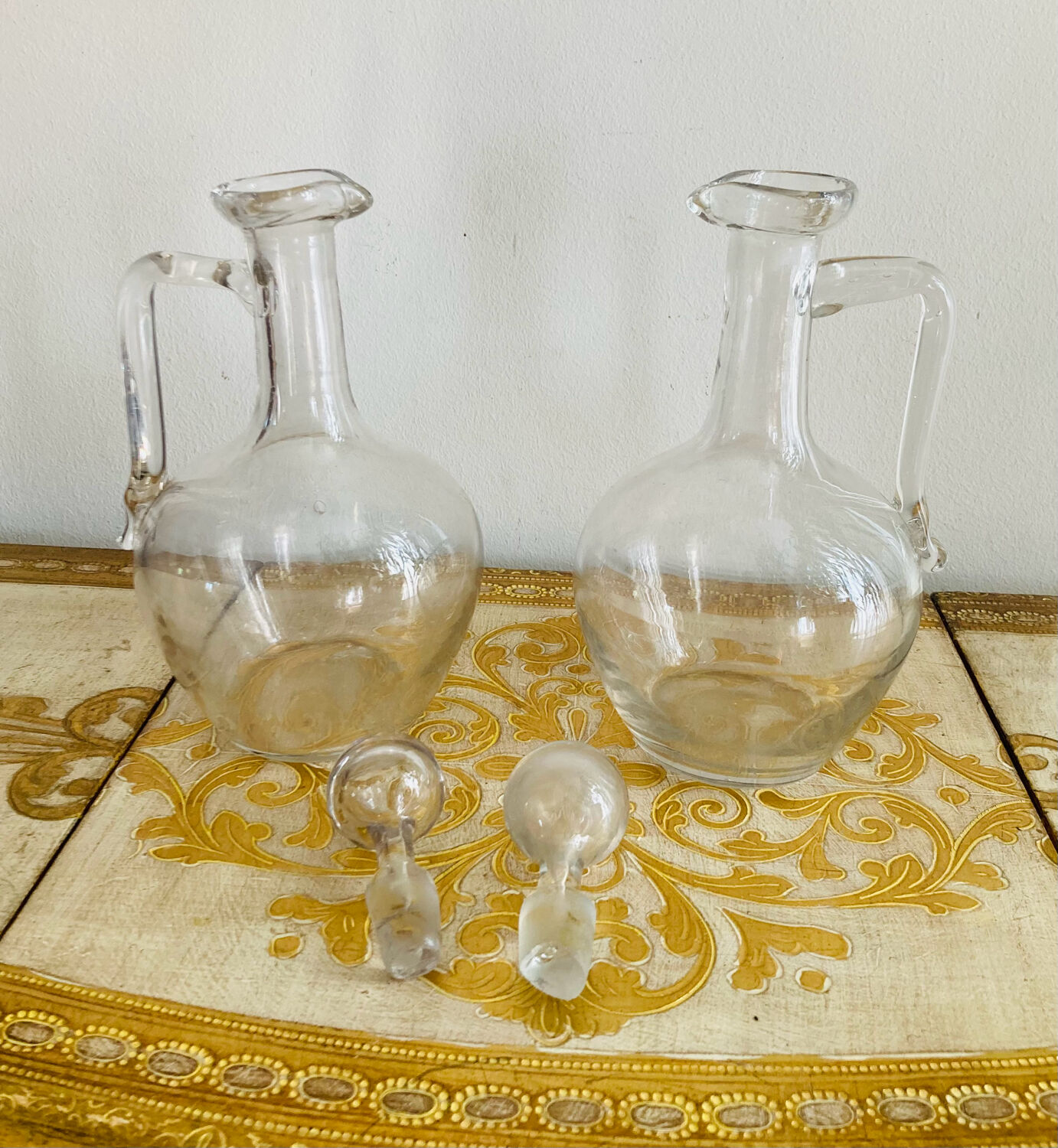 Pichets où carafons à vins en verres époque XIXe