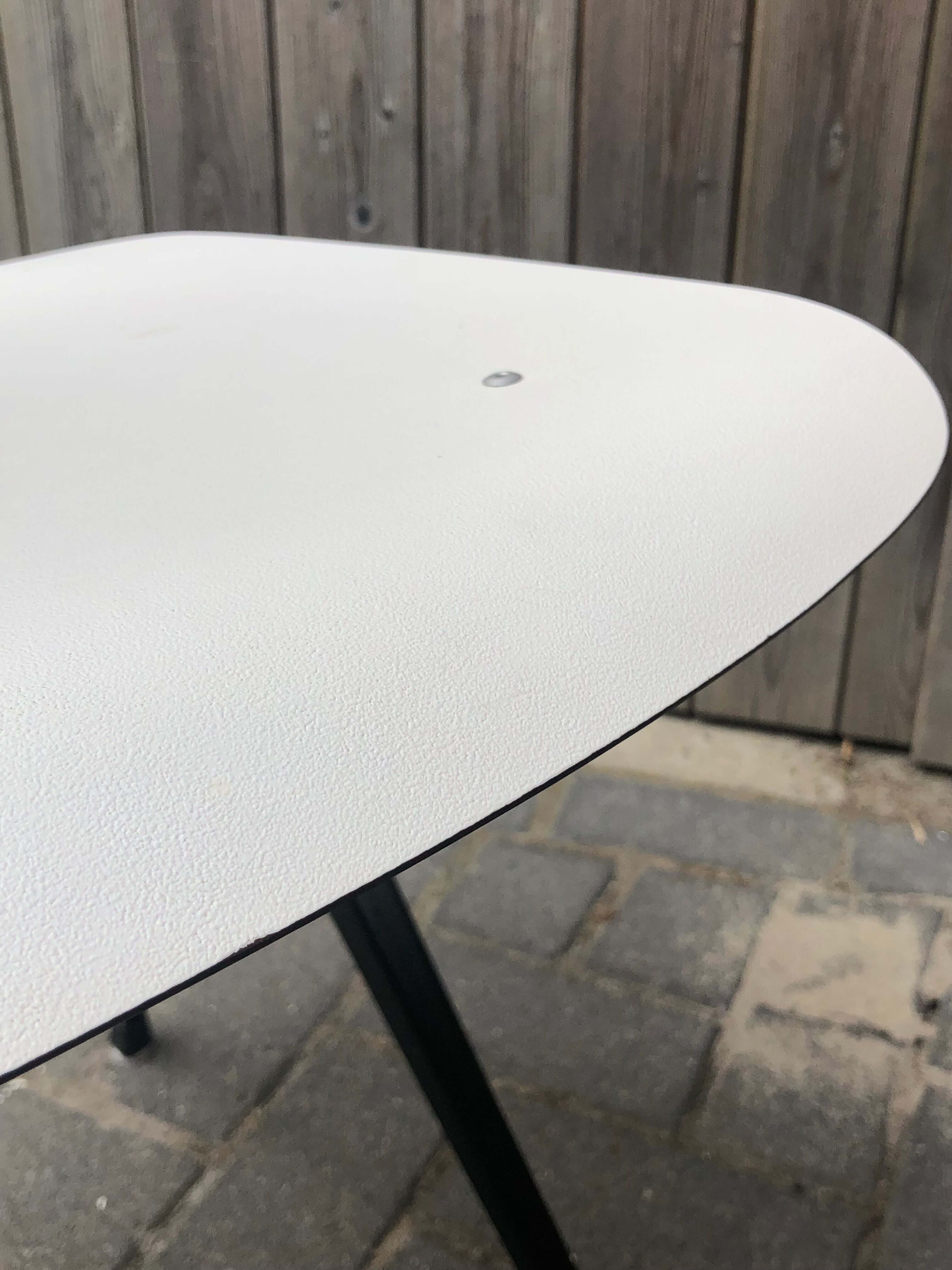 Desk and chair by Friso Kramer Ahrend de Cirkel Result
