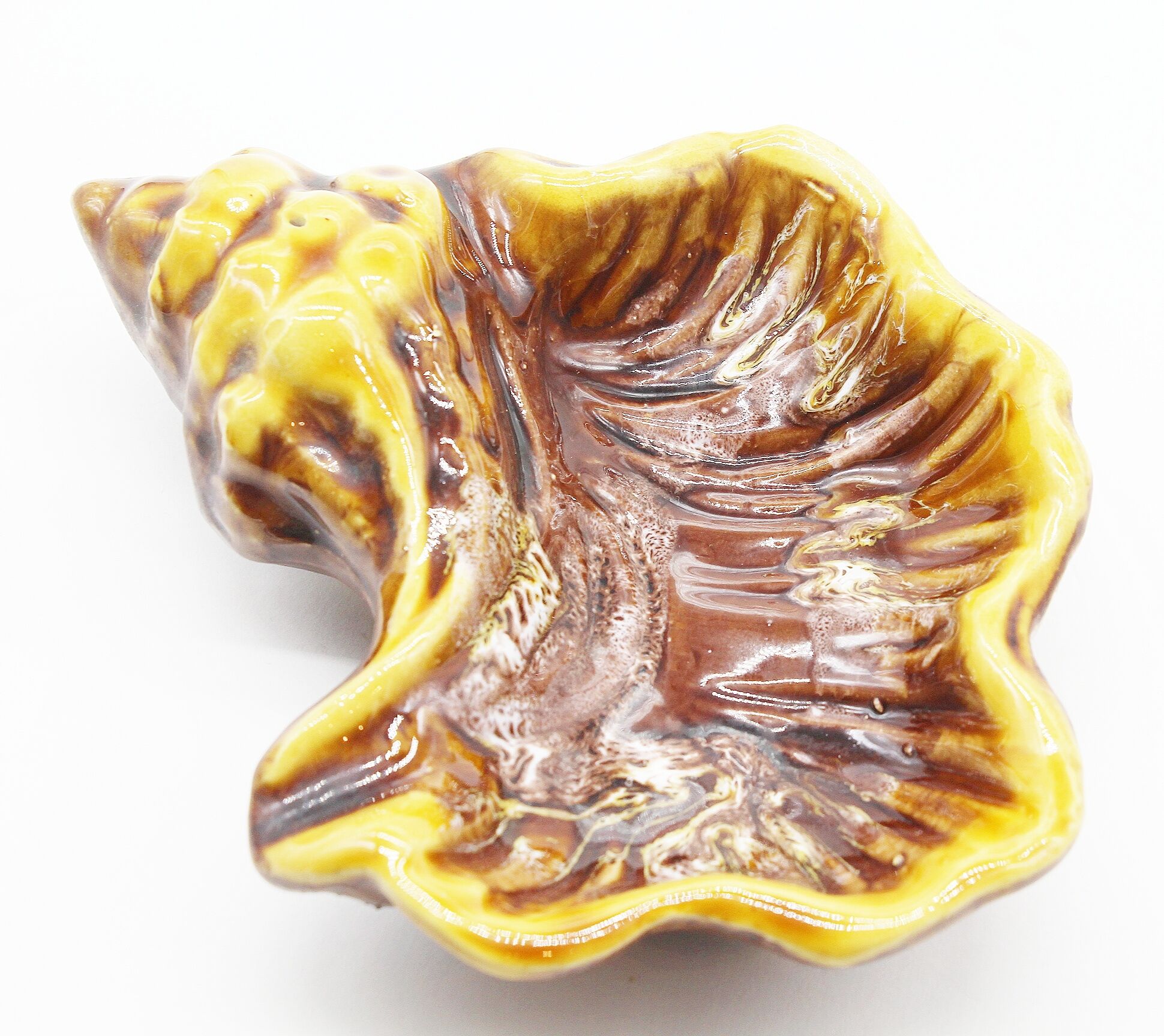 Ceramic shell catchall