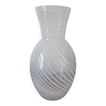 Vase en verre soufflé artisanal Murano
