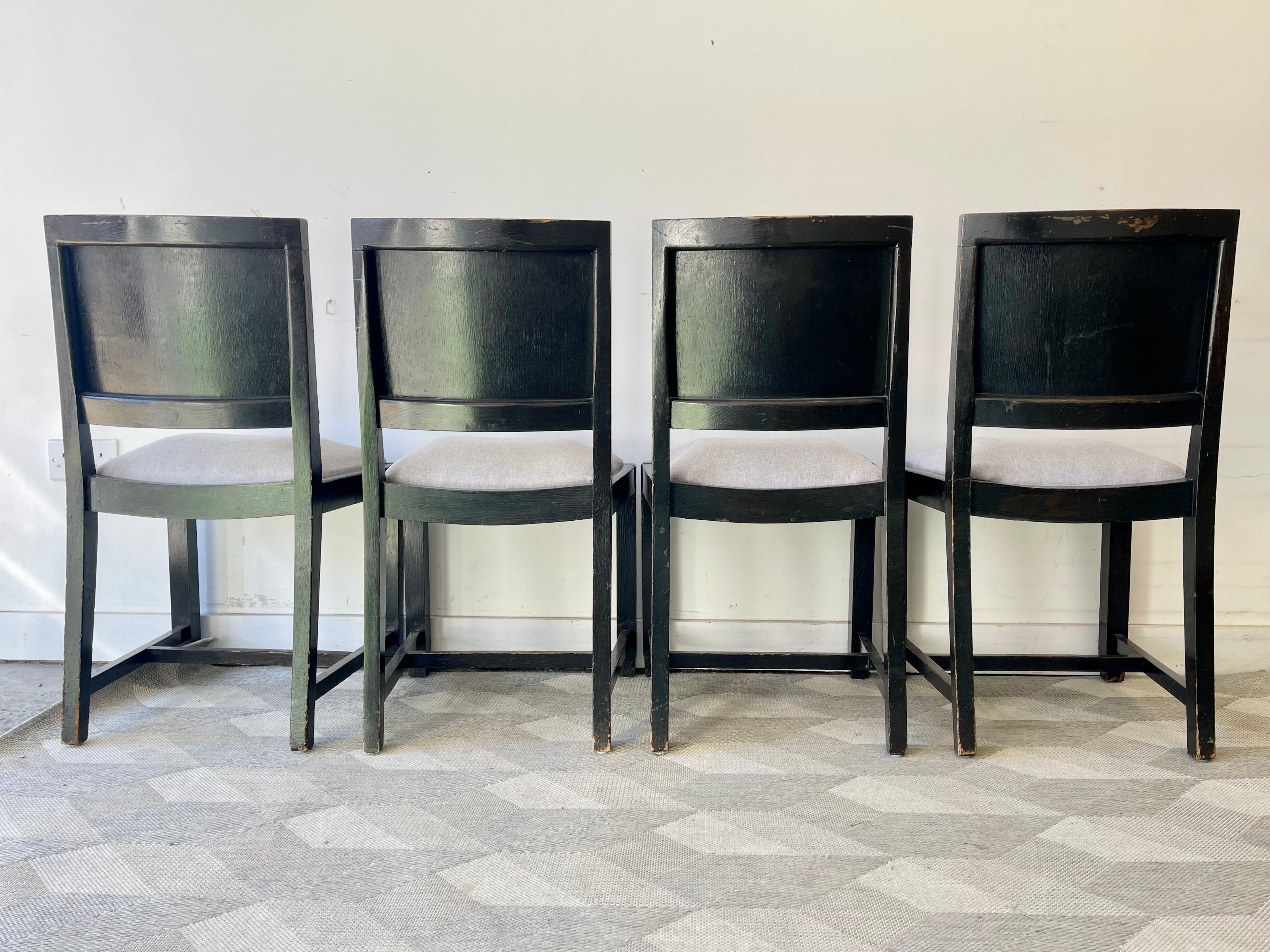 Set de 4 chaises de salle à manger Art Déco en noir