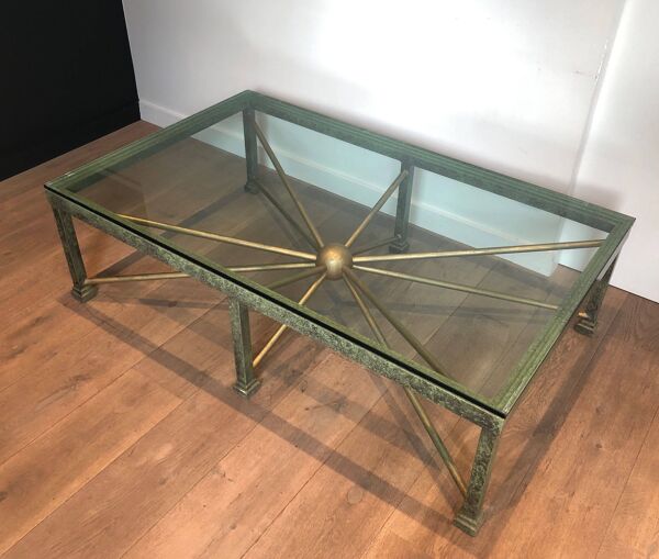 Importante table basse en acier et fer forgé patinée et dorée