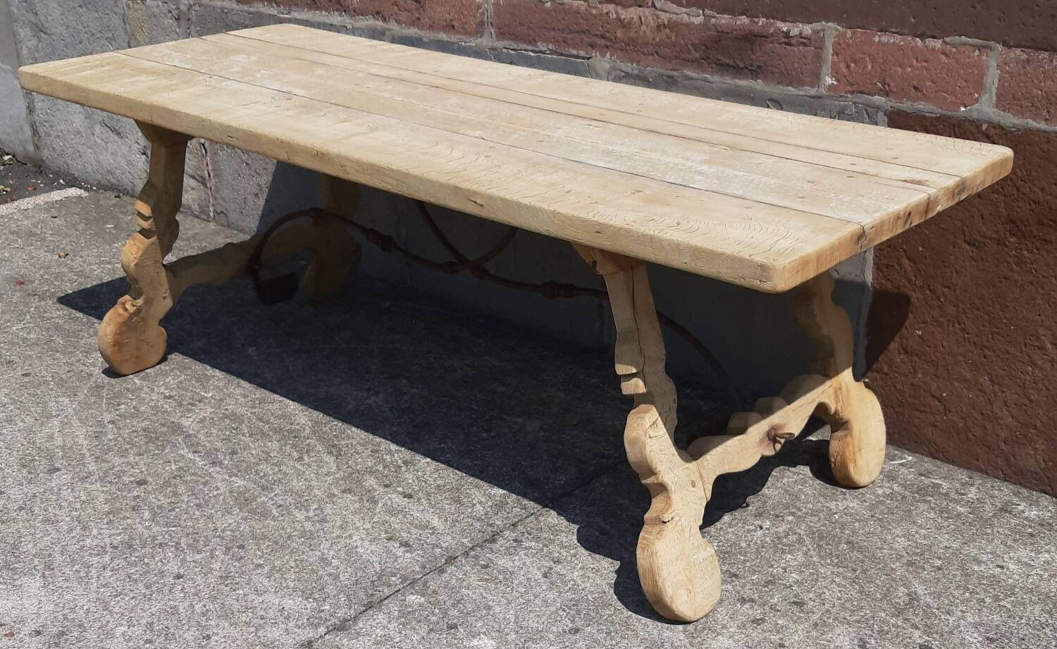 Oak farmhouse table with lyre legs. (Spanish table)
