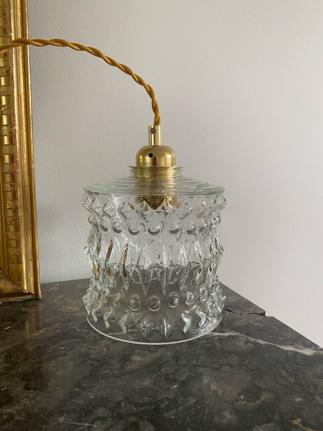 Suspension avec globe vintage en verre