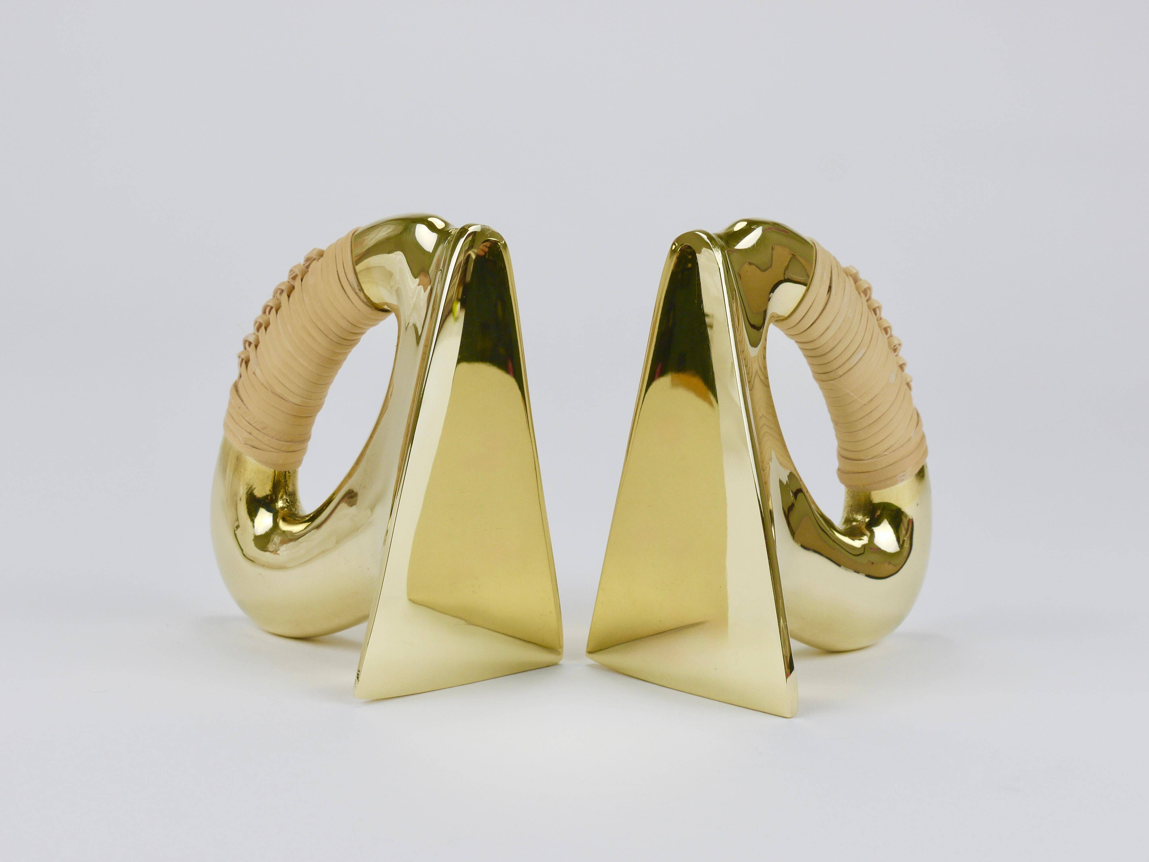 Pair of Carl Auböck Flat Iron bookends in brass and rattan #3530, Vienna, Austria