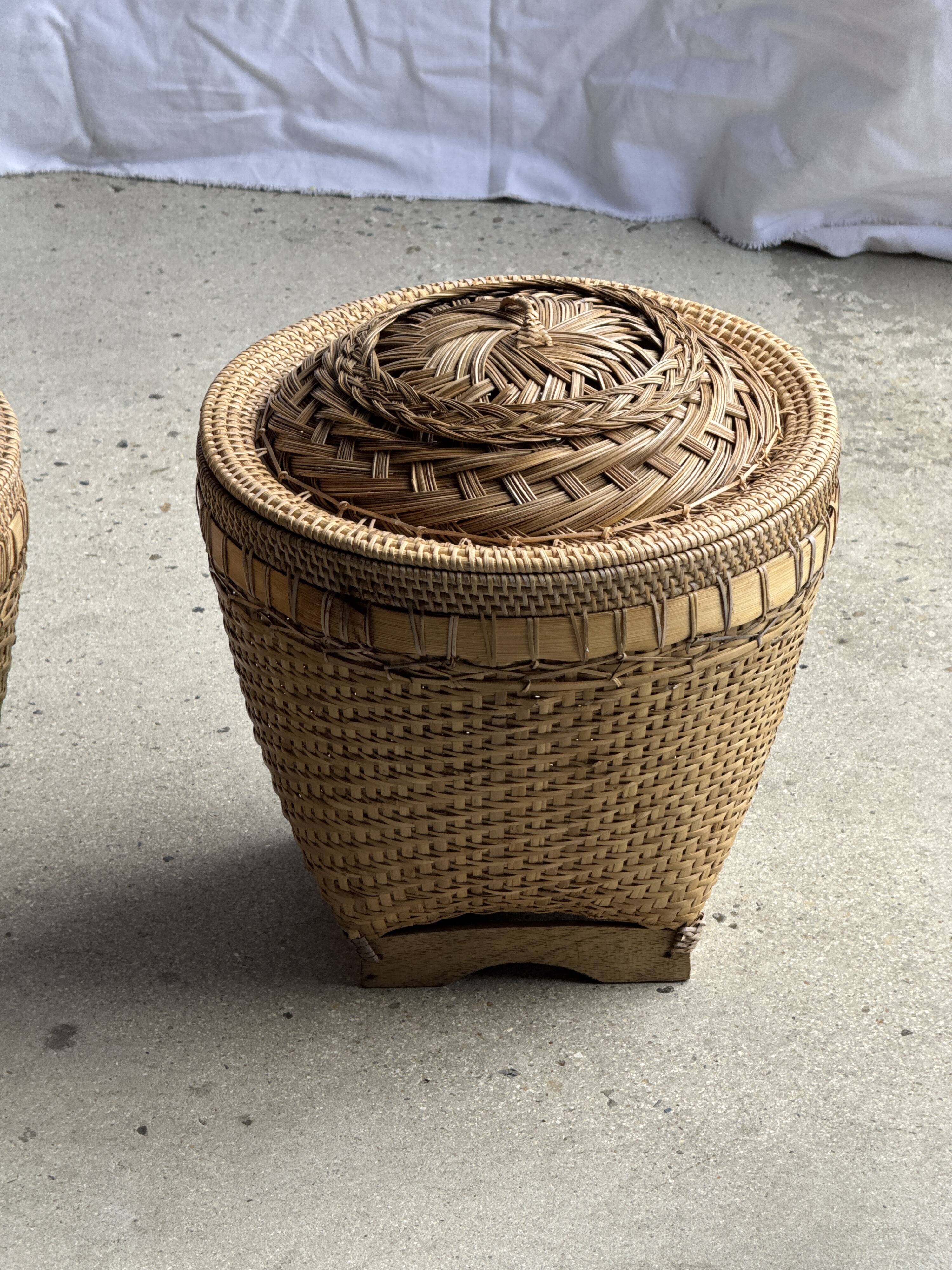 Traditional woven Indonesian basket light H40 D37