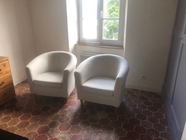 2 white fabric club chairs