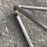 Paire de chaises Wire Till Behrens design annees 80