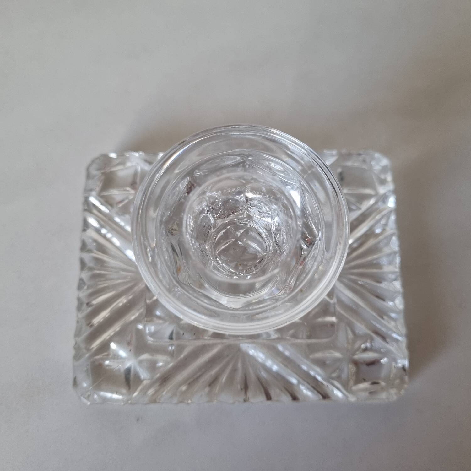 Crystal candle holder