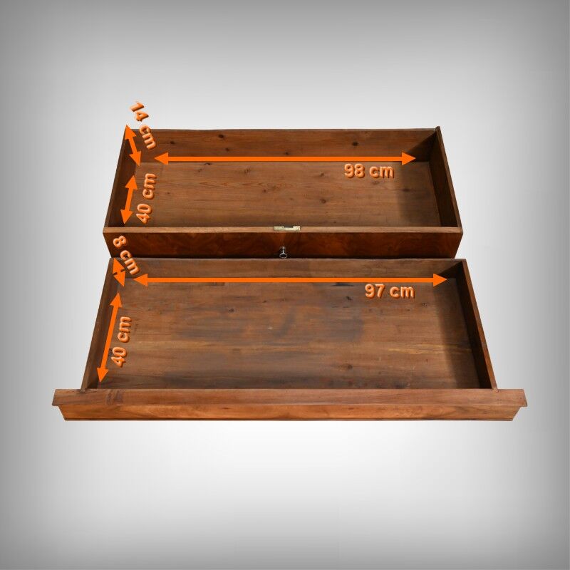 Walnut burl commode, Restoration period – early 19th century