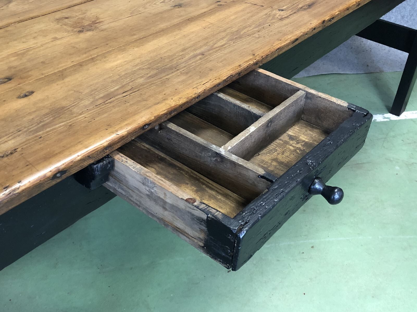 Farm table XIX century  in pine wood