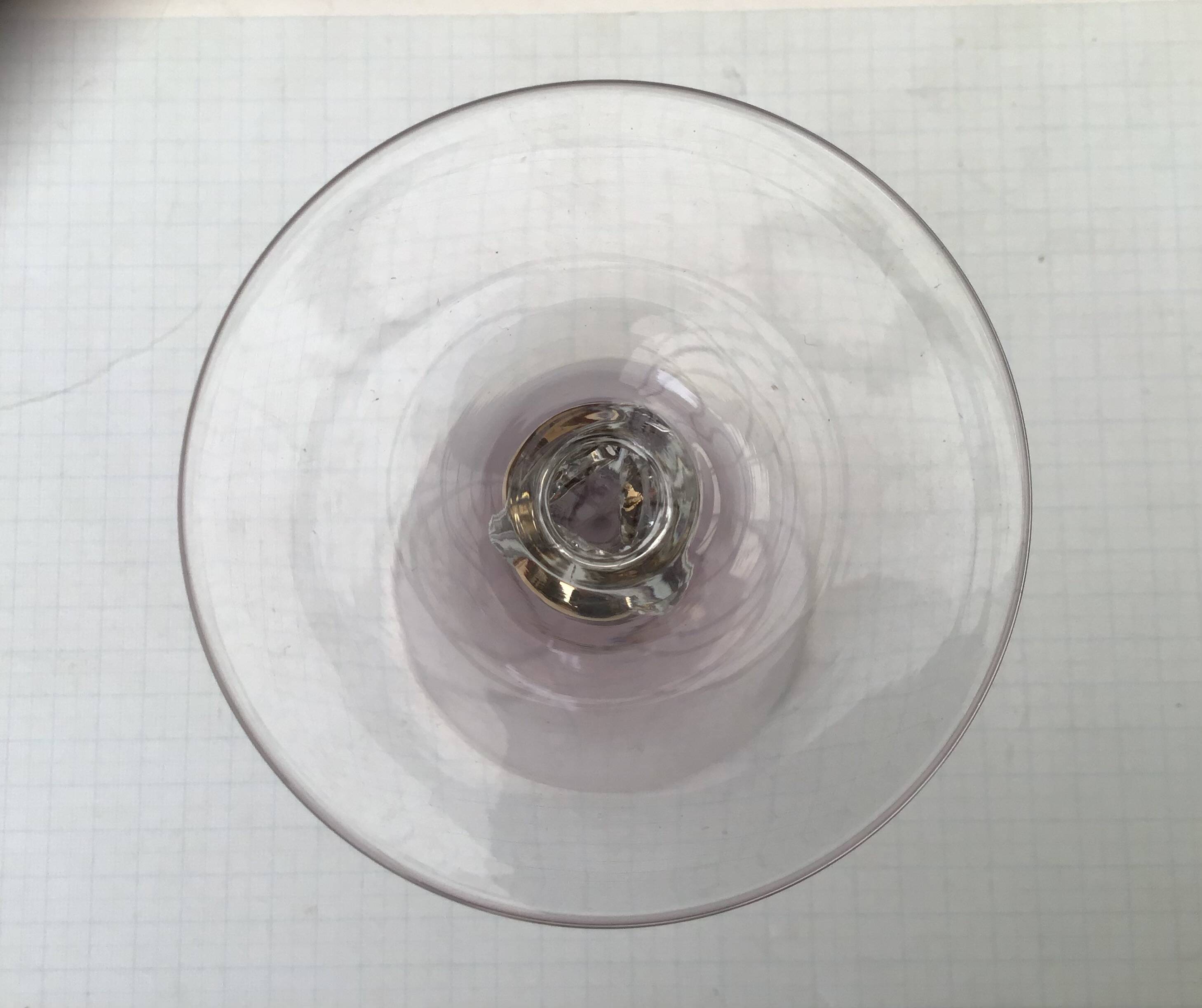 Joseph Stanik 6 red wine glasses of the Zuzanna model in Amethyst color with rims and golden ball