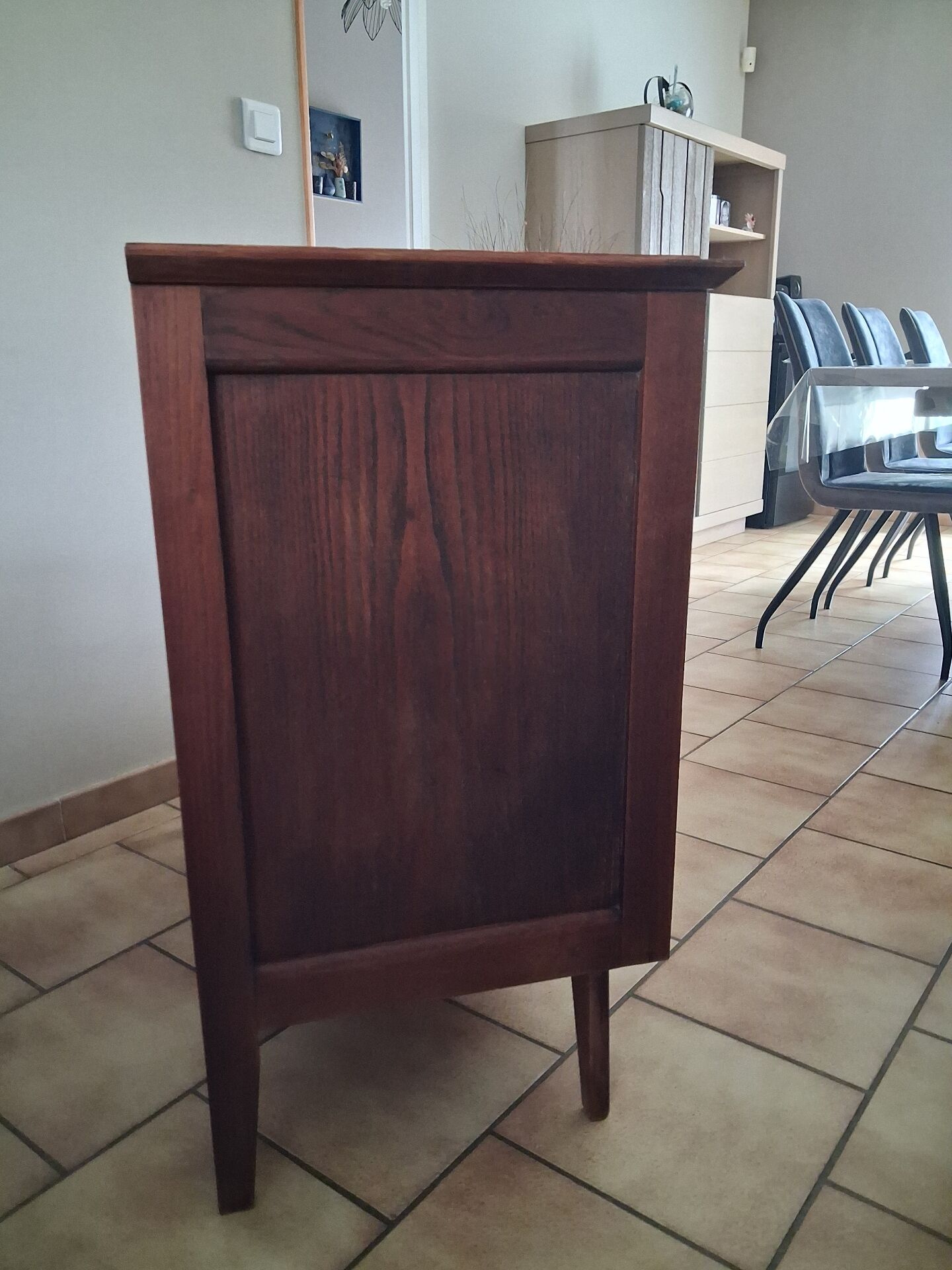Vintage chest of drawers