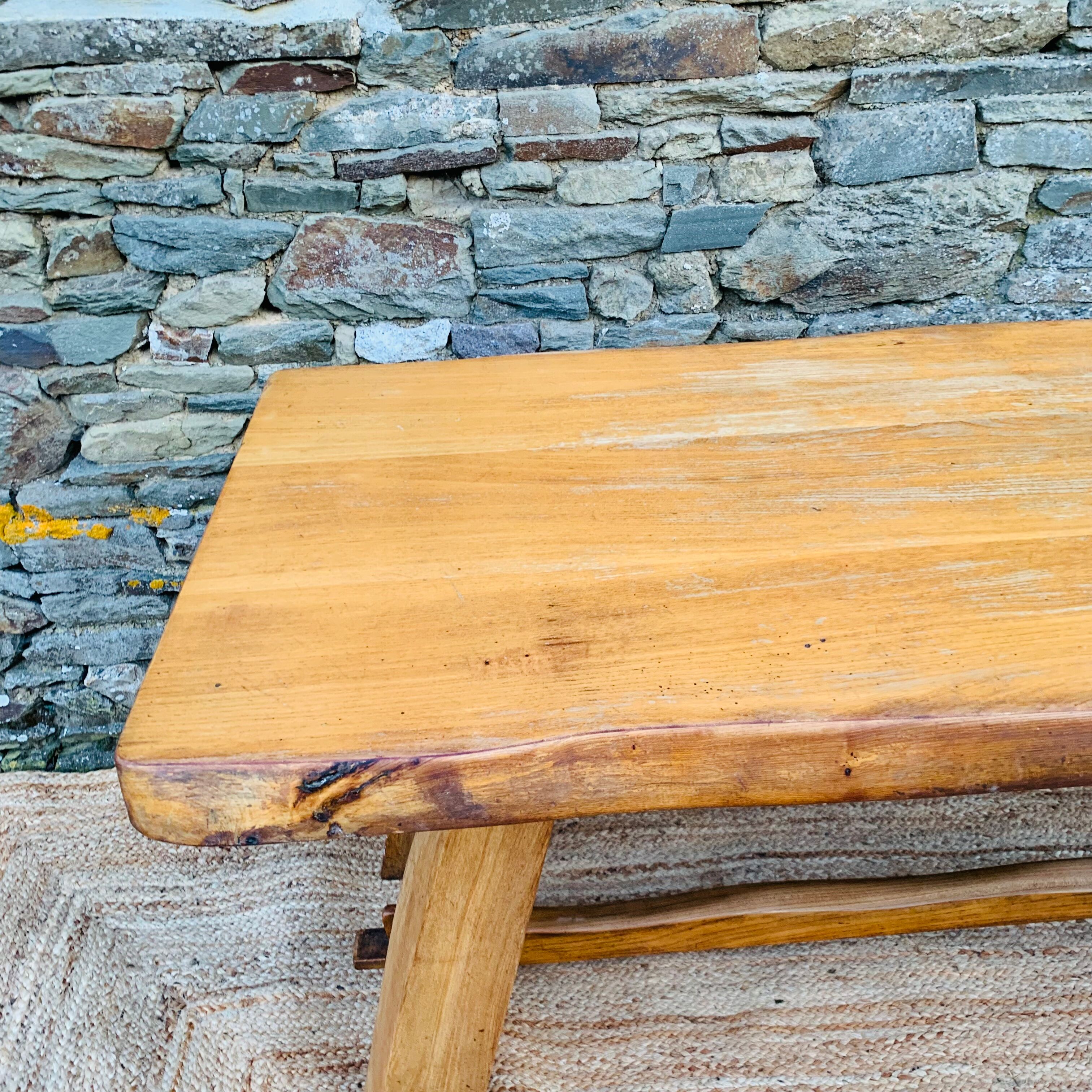 Elm table from Aranjou