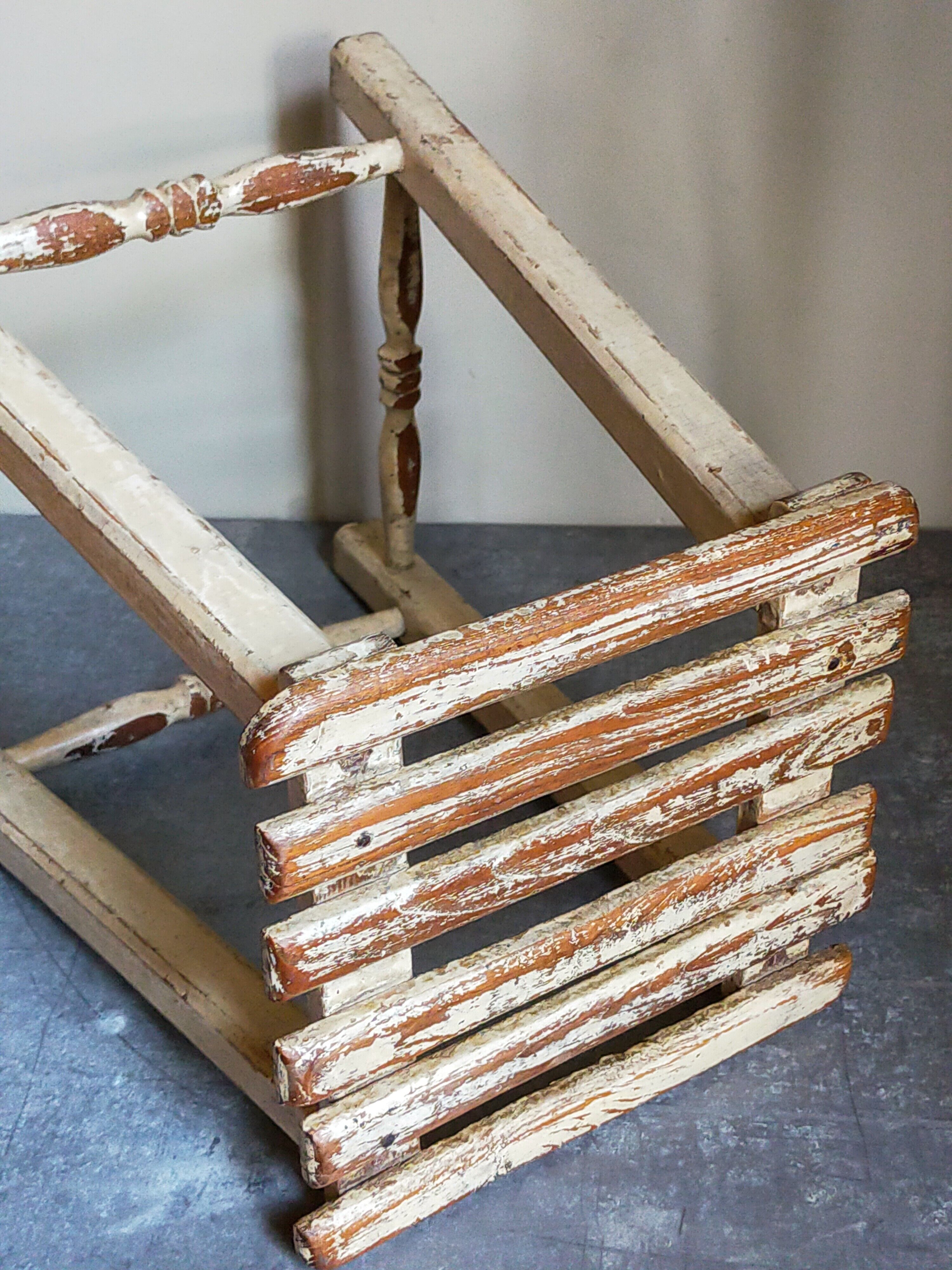 Patinated workshop stool old early twentieth century