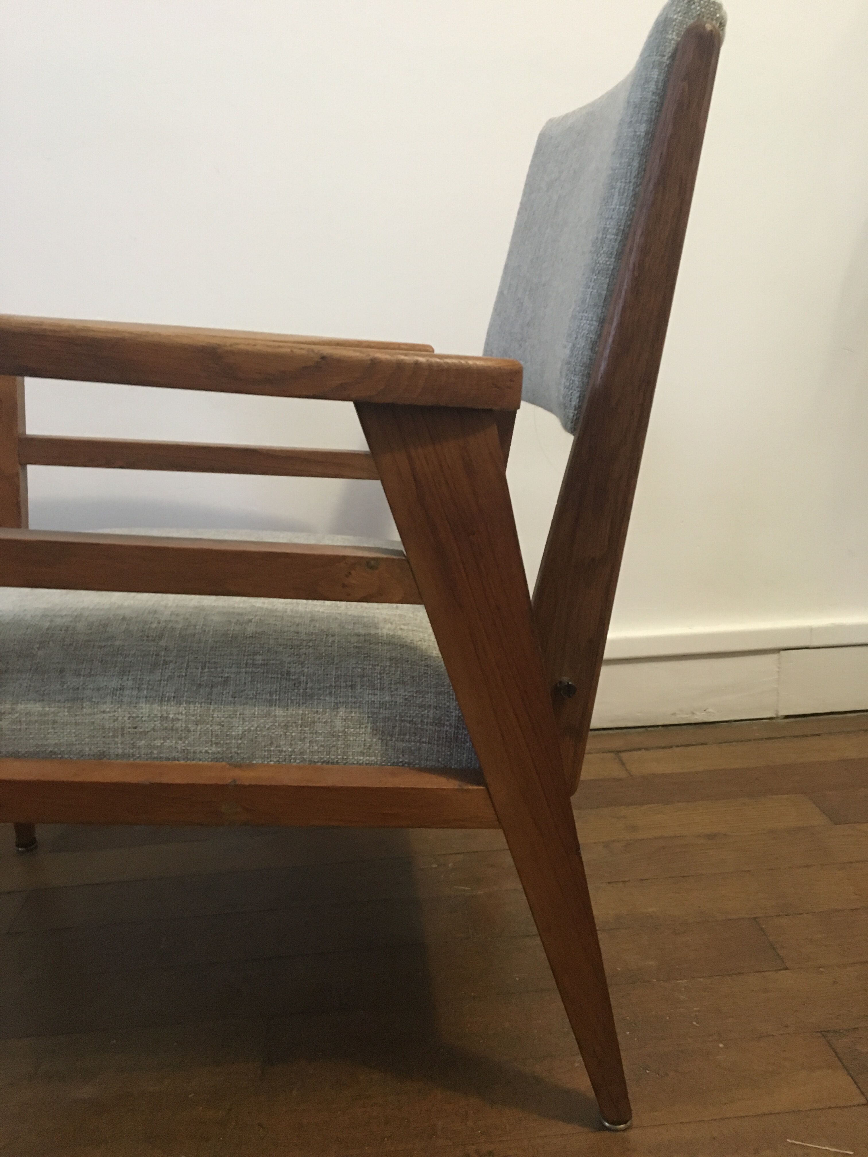 Armchair reconstruction 50s