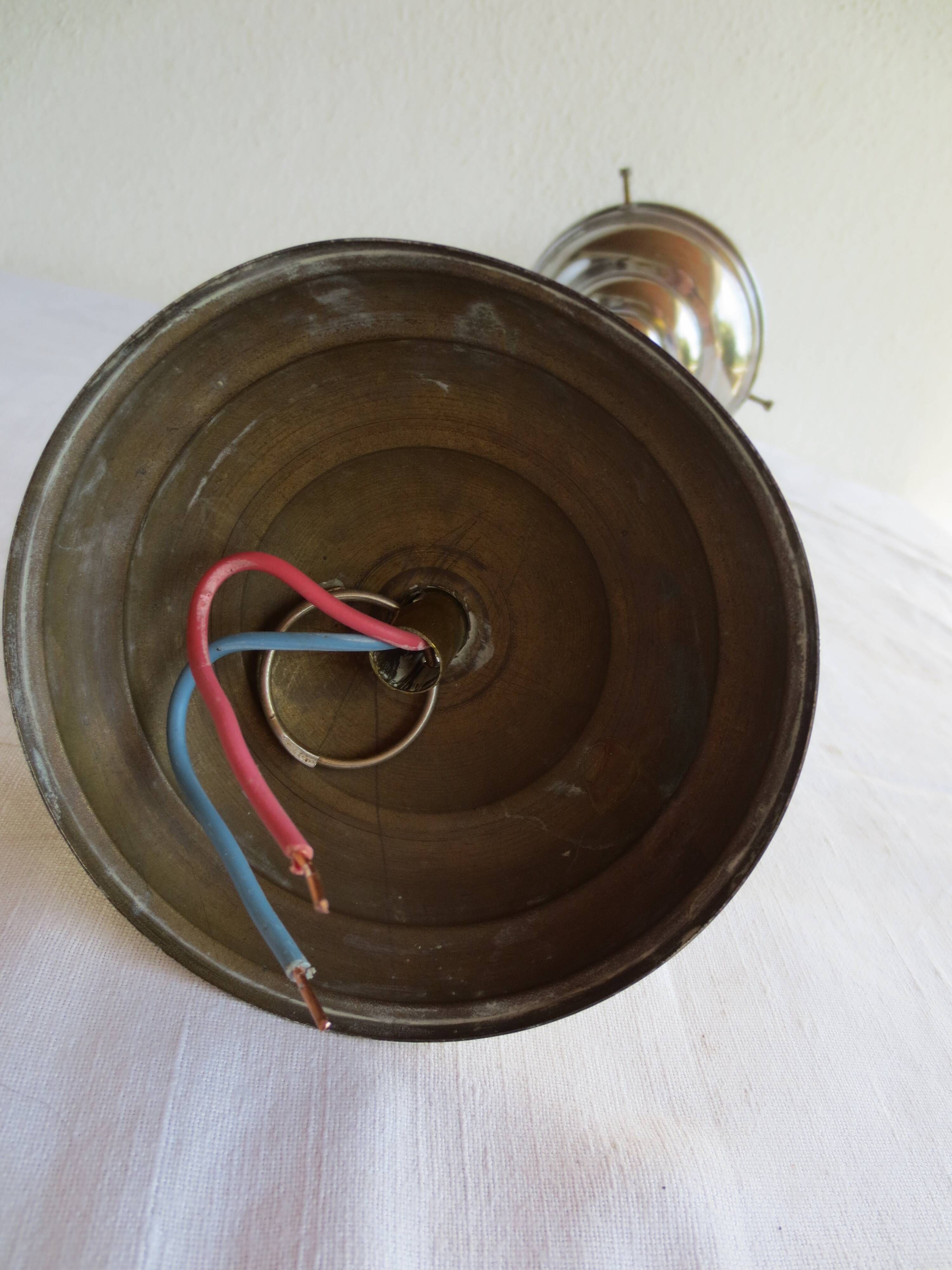 Suspension  laiton et opaline blanche