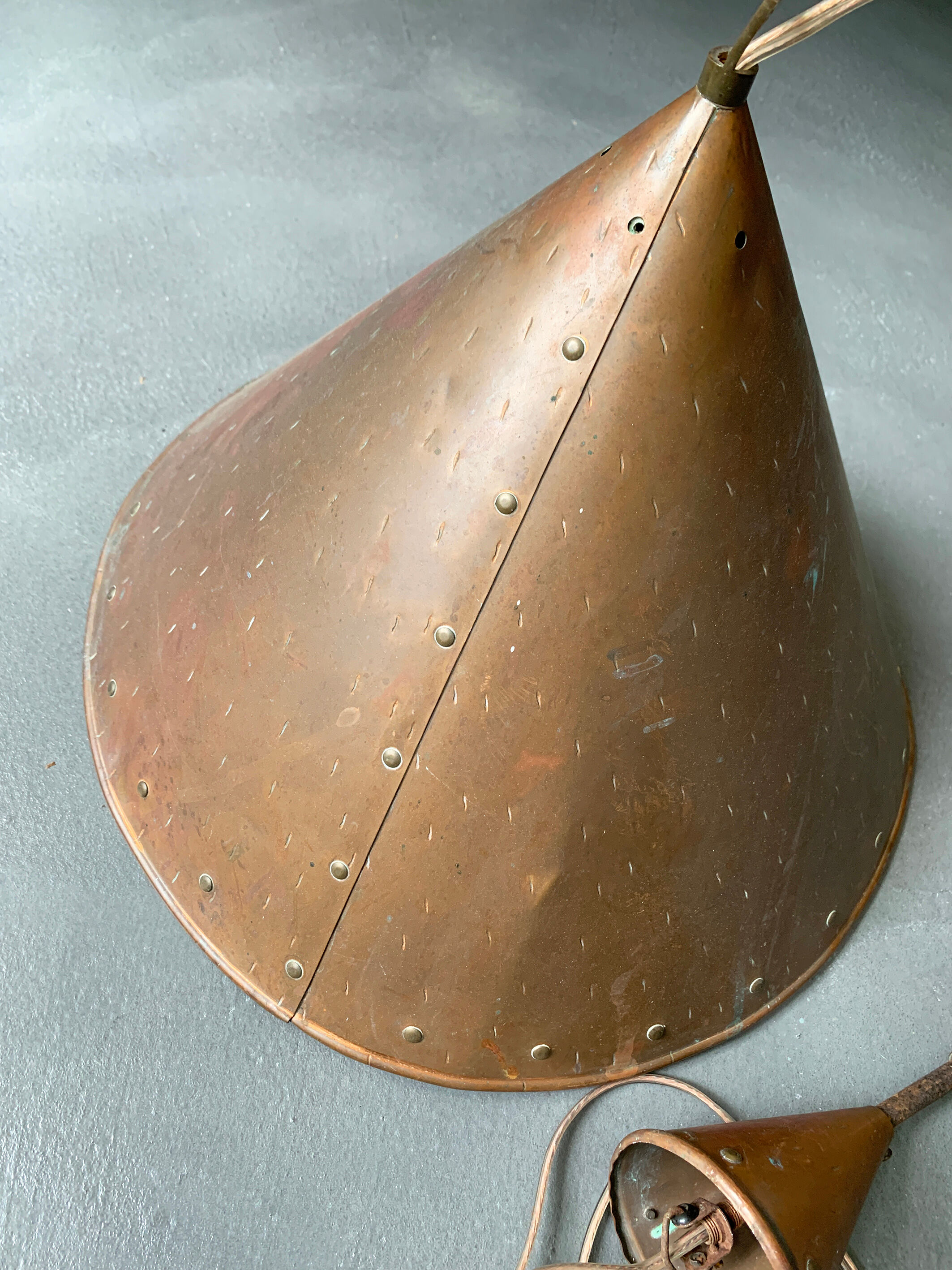 Brutalist pendant lamp, hand-hammered copper, E.S Horn Aalestrup, Denmark 1950-60