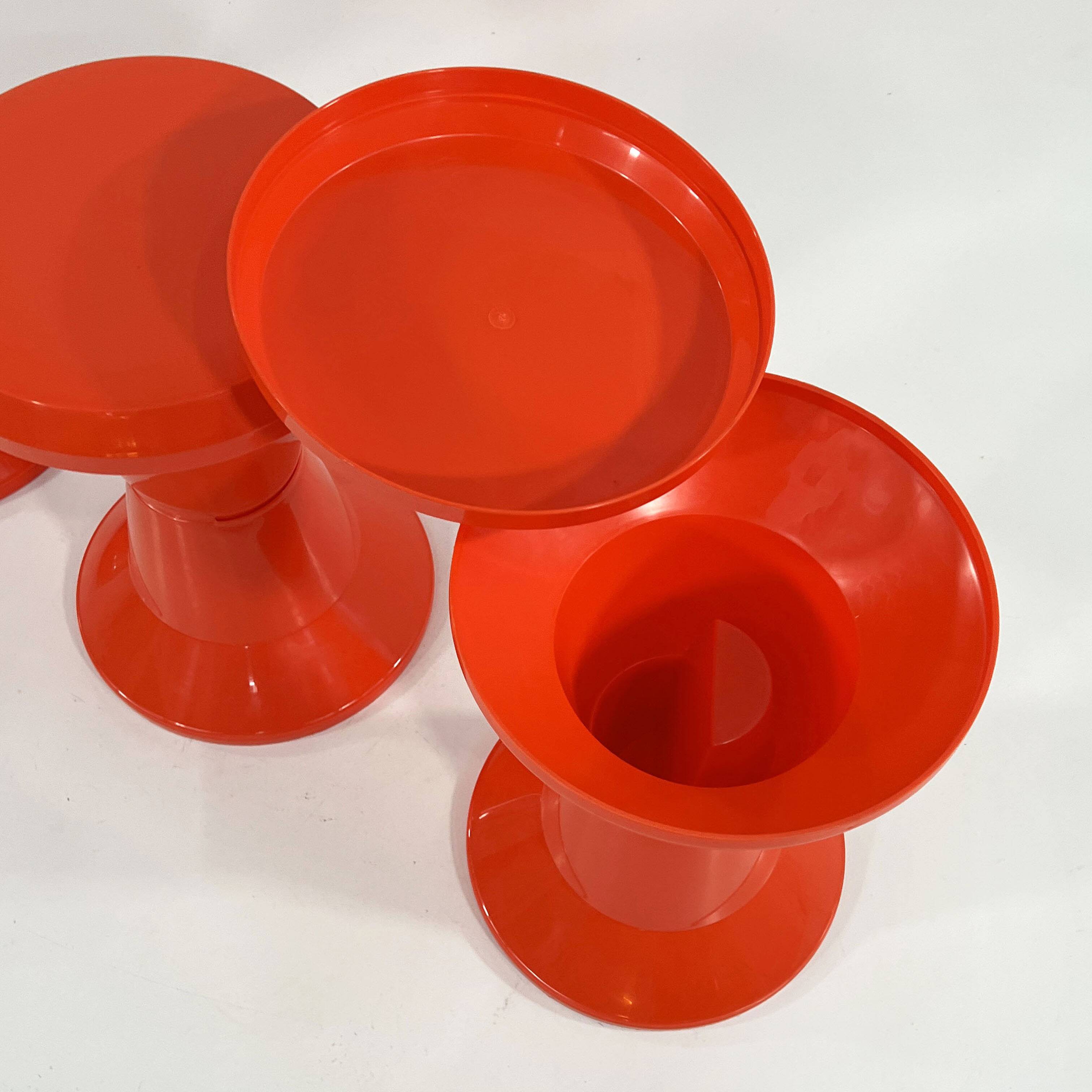 Set of 4 stools and a table model Taormina by Giganplast, 1970.