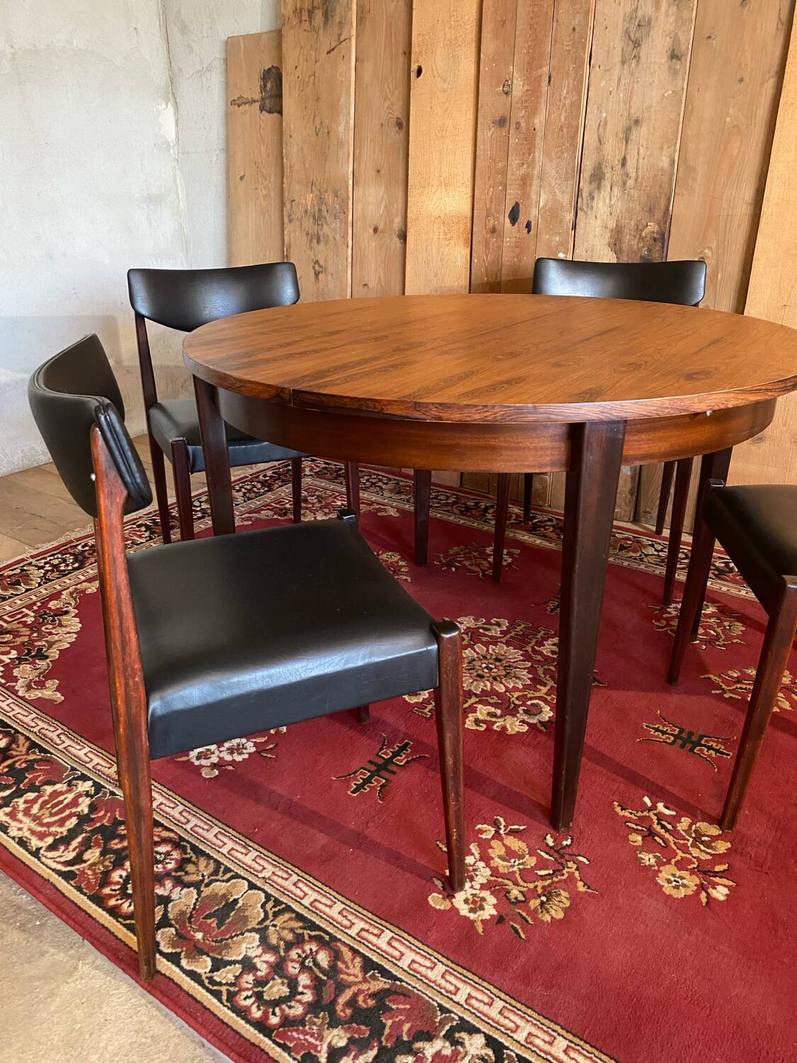 Scandinavian table and chairs from the 60s/70s