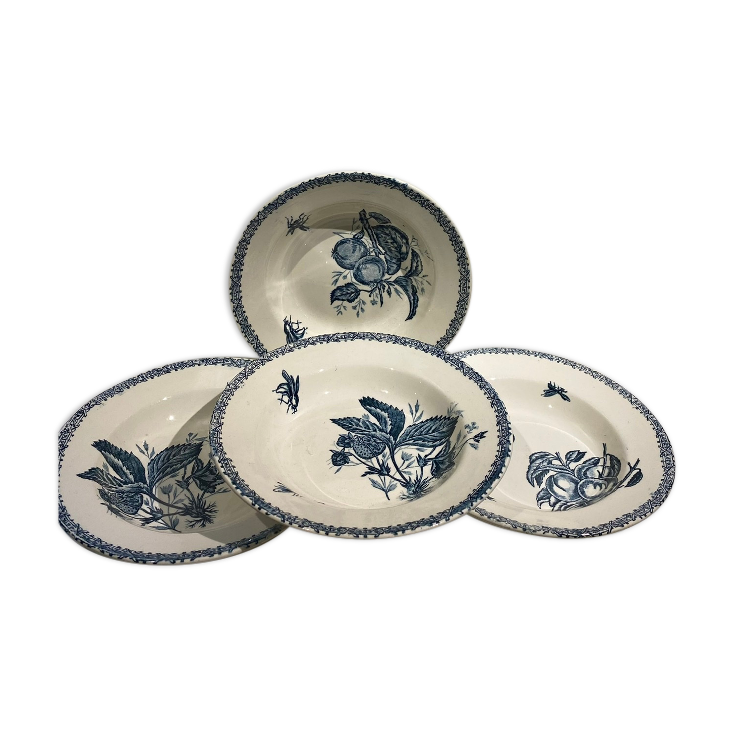 Set of 4 hollow plates, decoration insects and fruits, Manufacture Choisy le Roi Tere de Fer