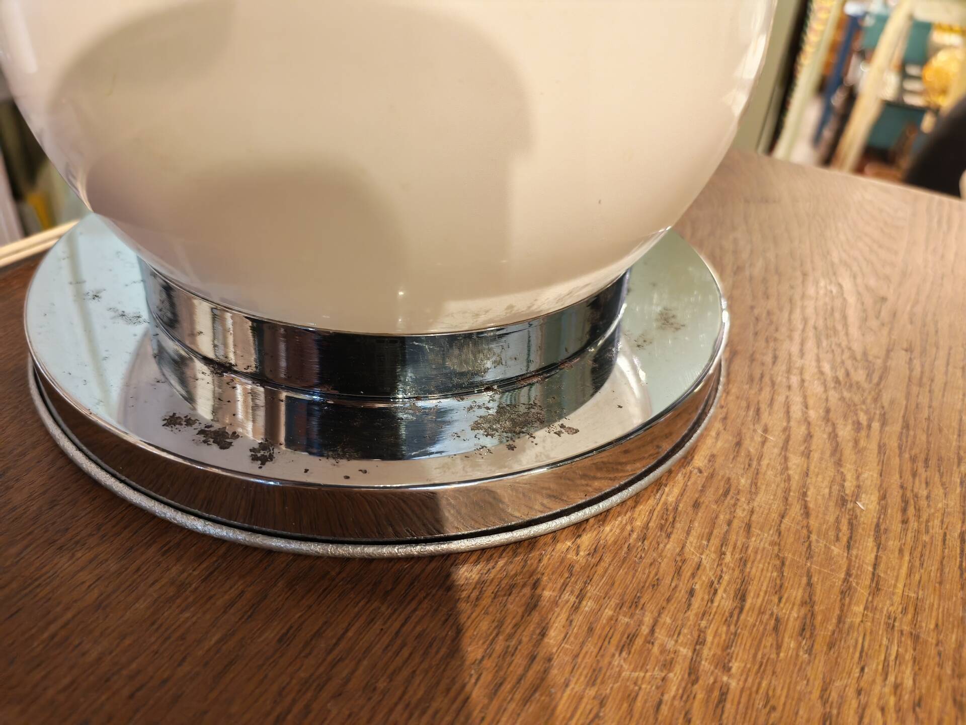 Delmas lamp base model Monteuse