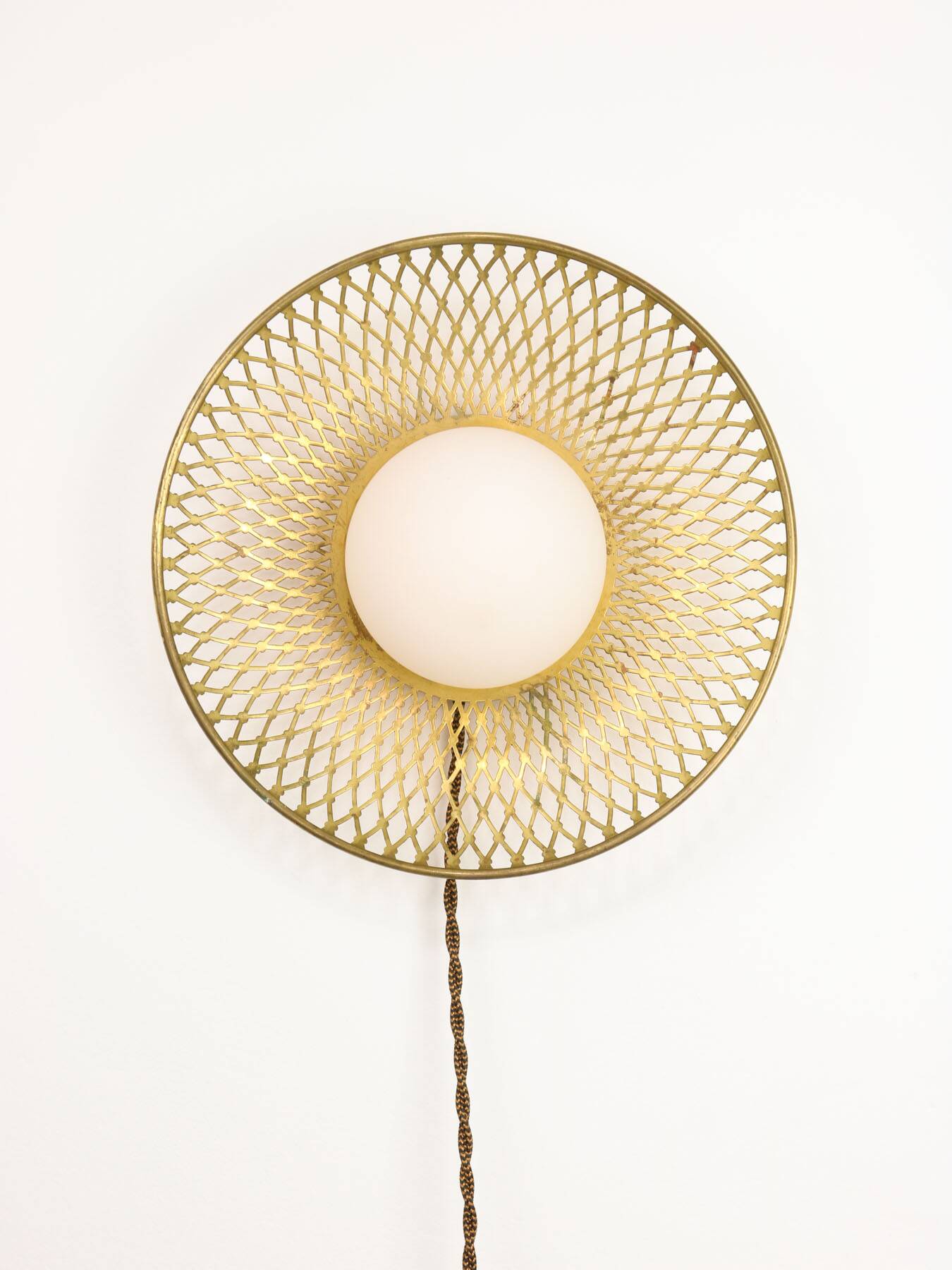 Mid-Century Intricate Wall Lamp in Brass and Opaline Glass, 1950s