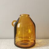 Second hand ochre vase