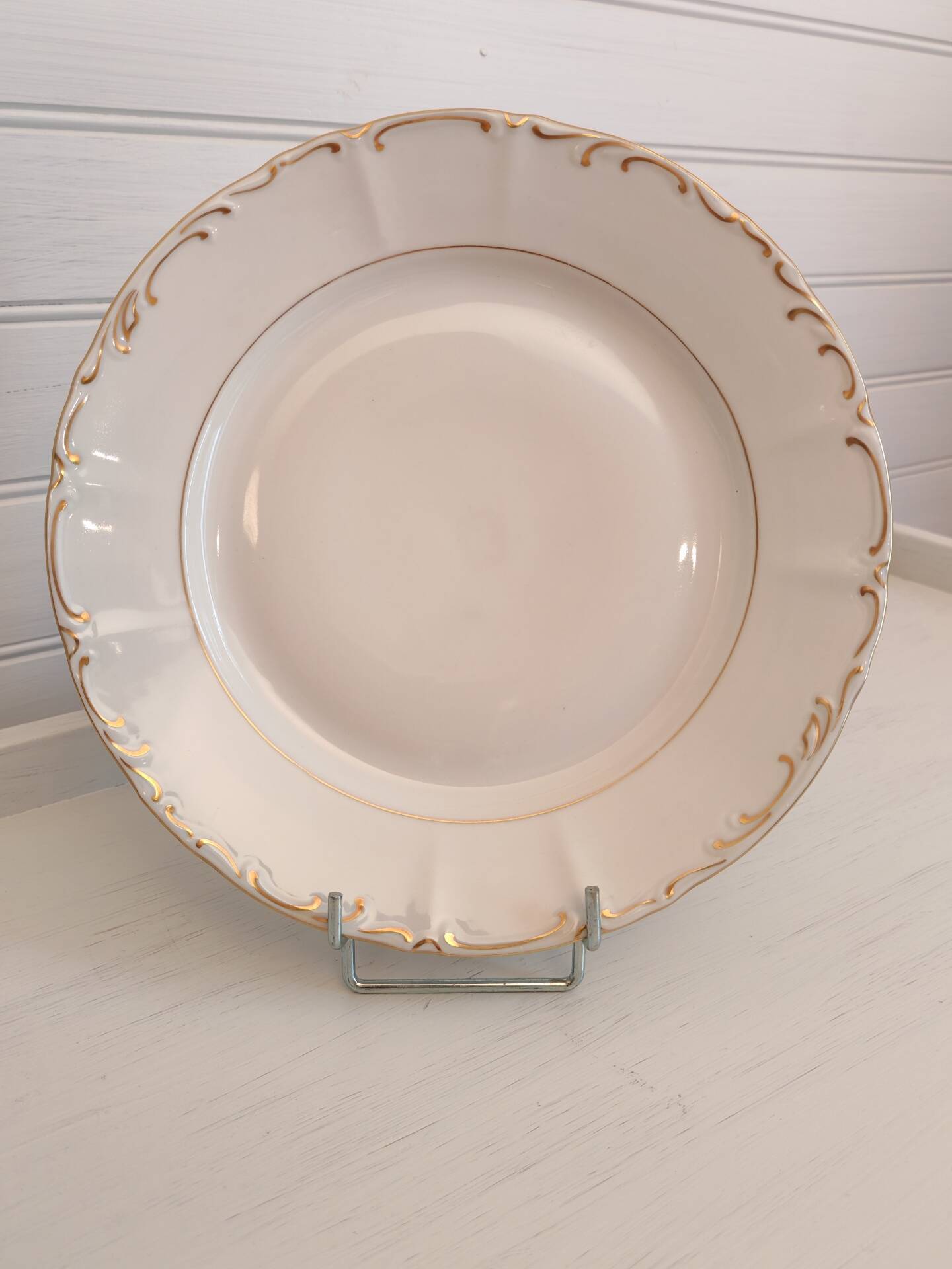 Bohemian porcelain plates