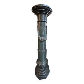 Très belle et ancienne colonne en marbre de couleur vert, datant du XIXe siècle